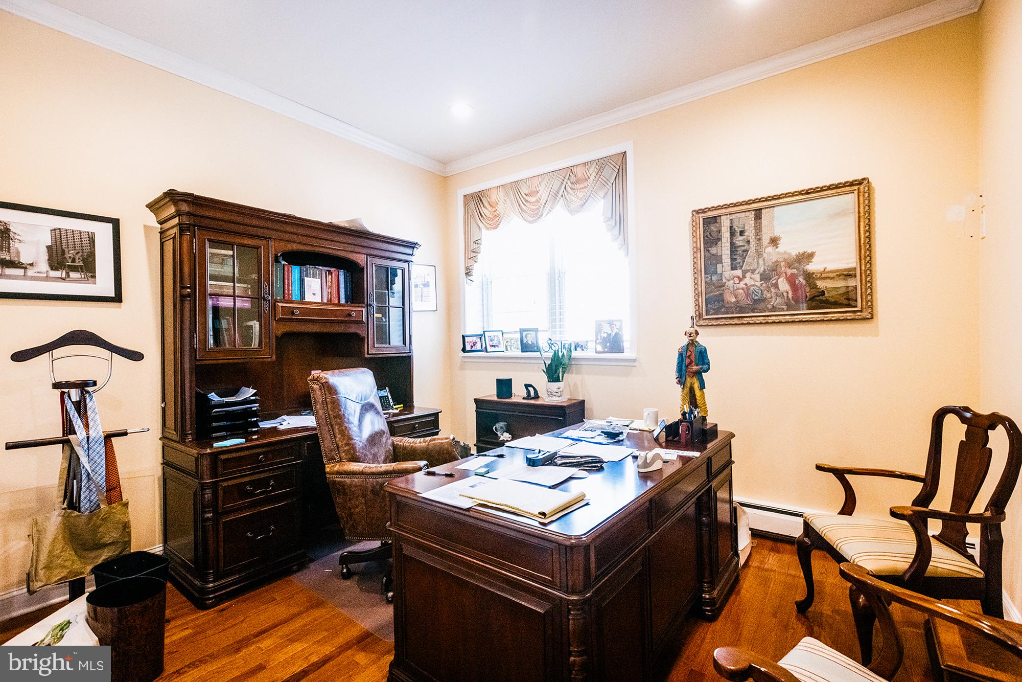 JENKINTOWN - Commercial Sale