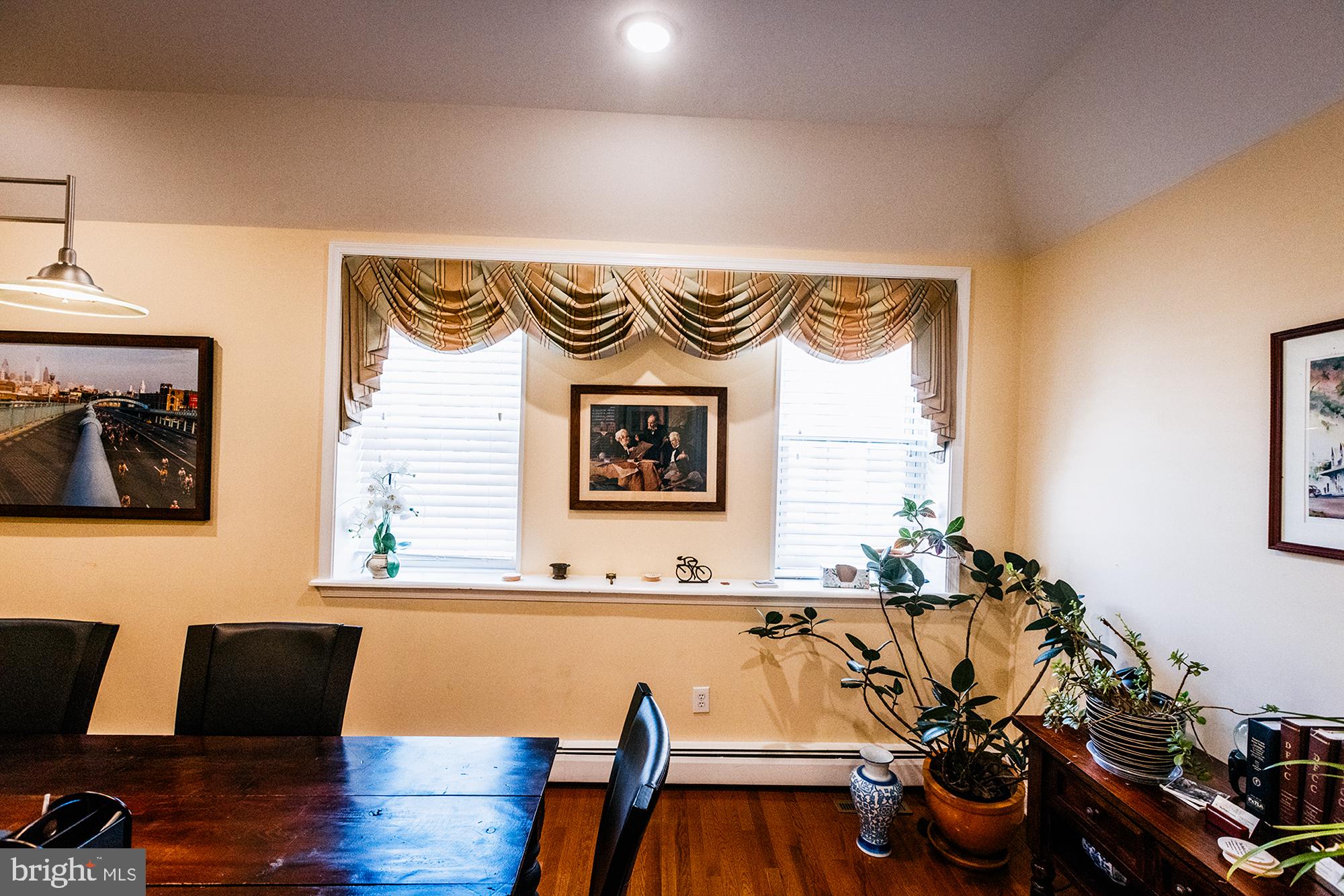 JENKINTOWN - Commercial Sale