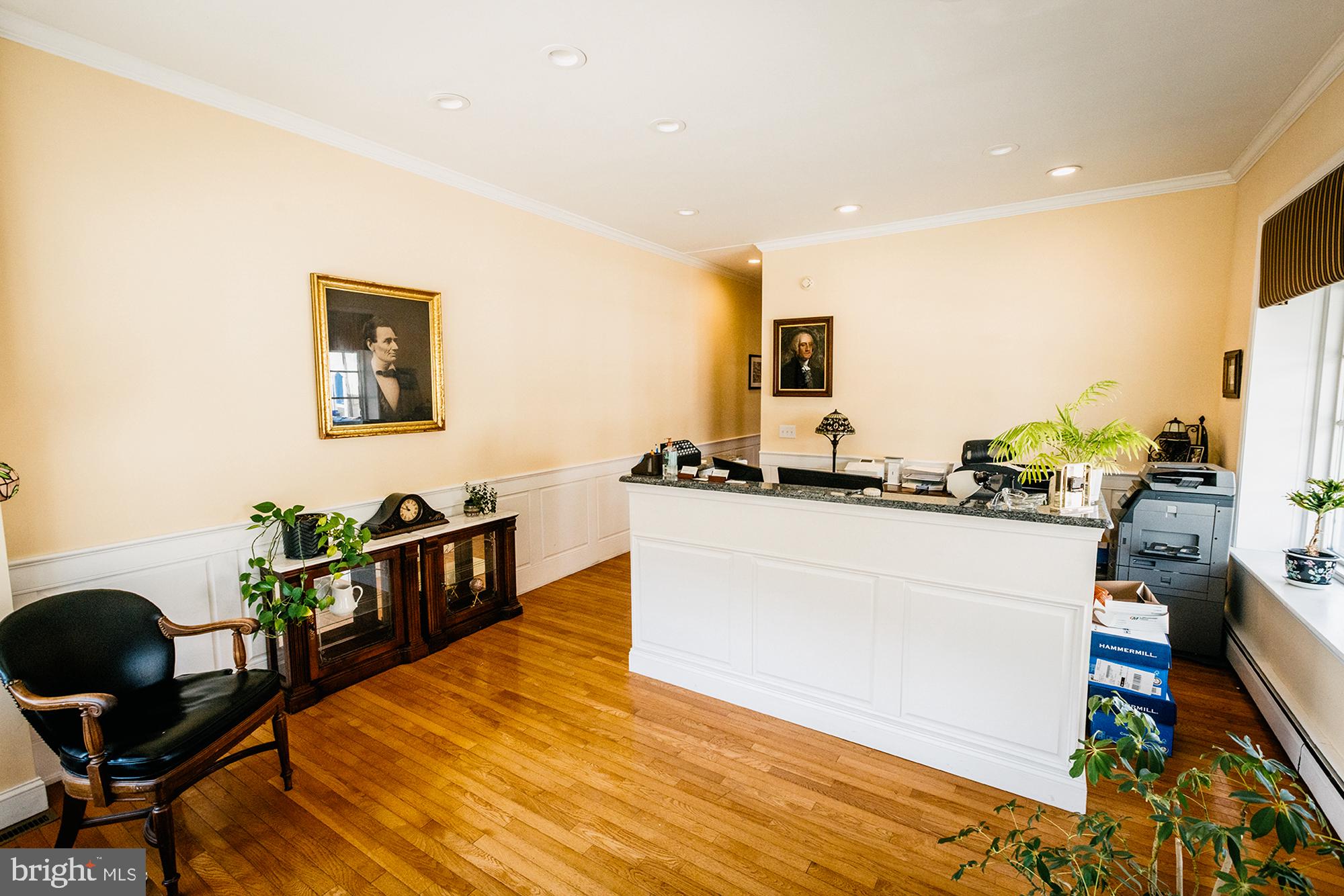 JENKINTOWN - Commercial Sale