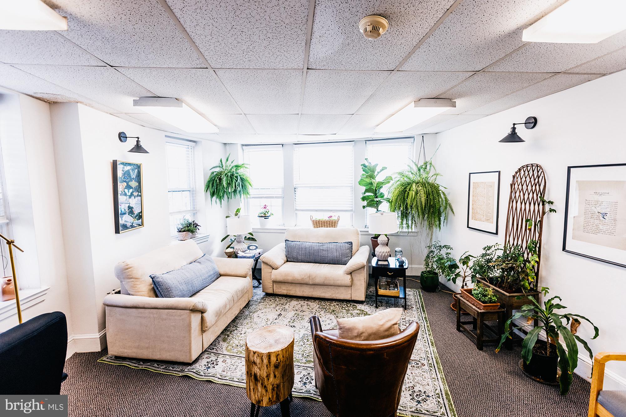 JENKINTOWN - Commercial Sale