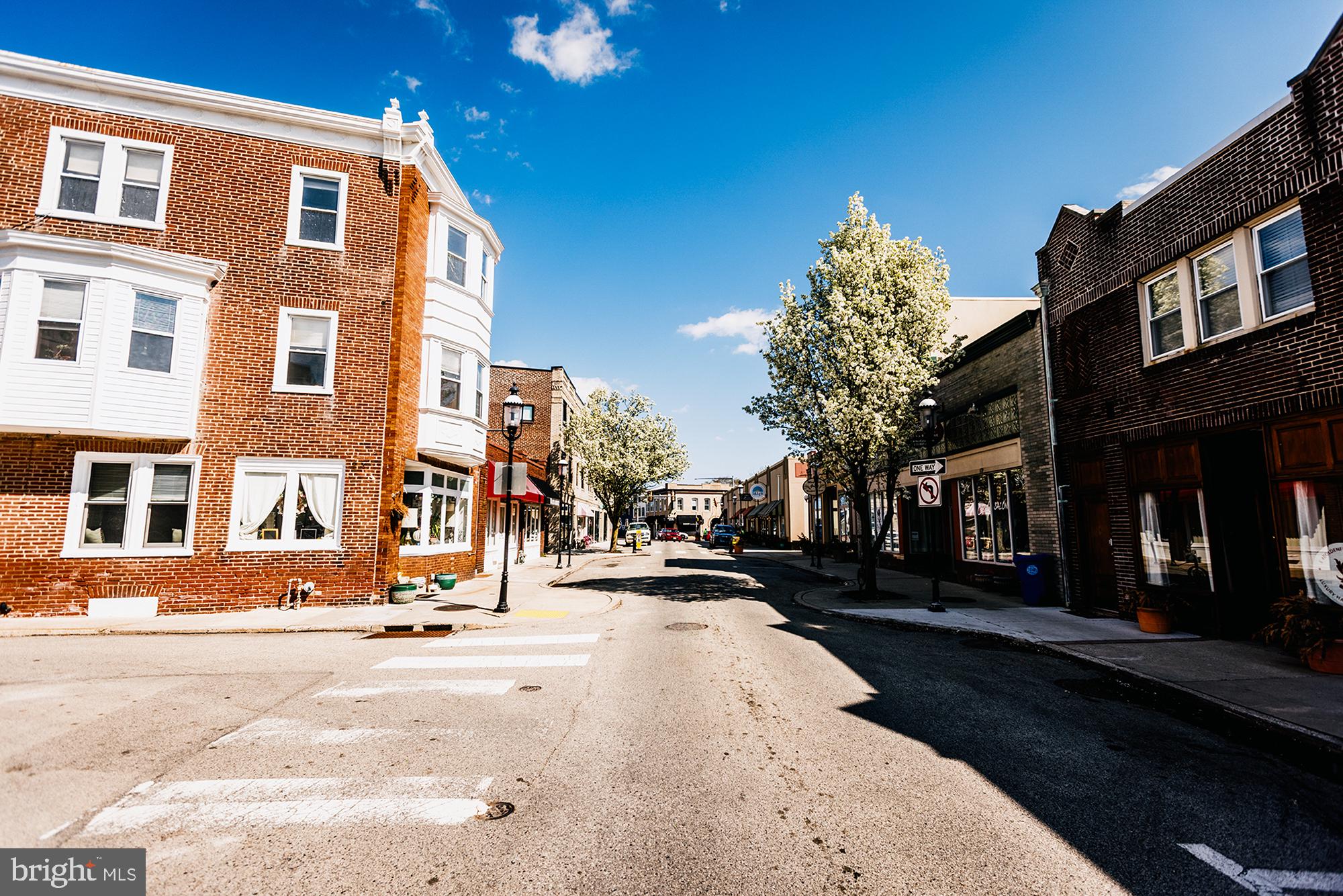 JENKINTOWN - Commercial Sale