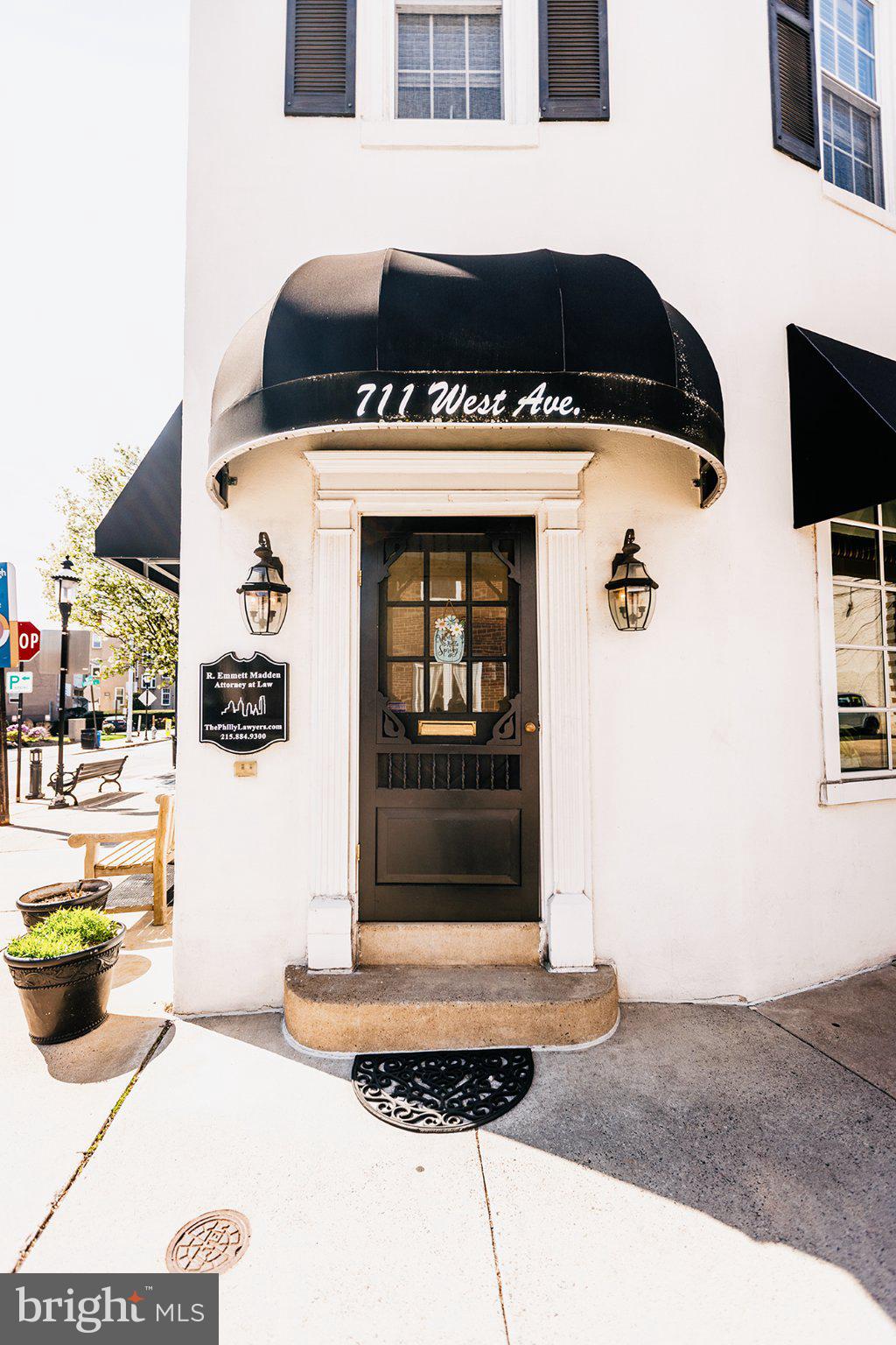 JENKINTOWN - Commercial Sale