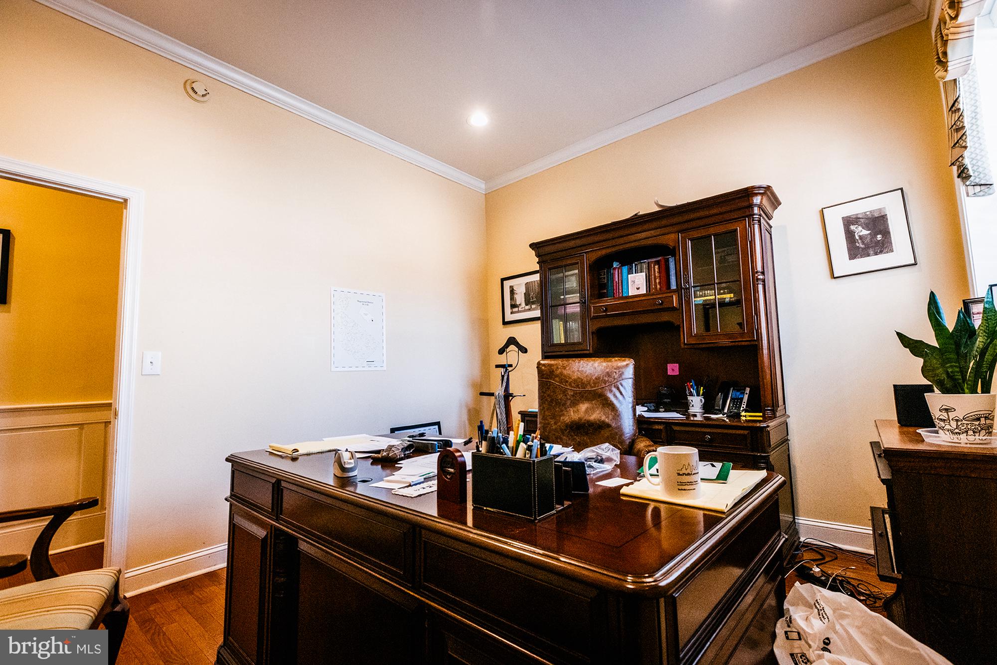 JENKINTOWN - Commercial Sale