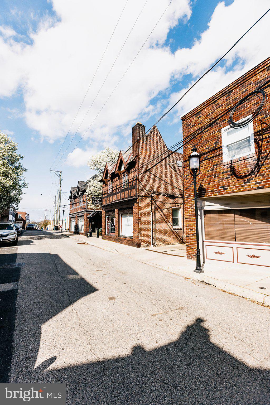 JENKINTOWN - Commercial Sale