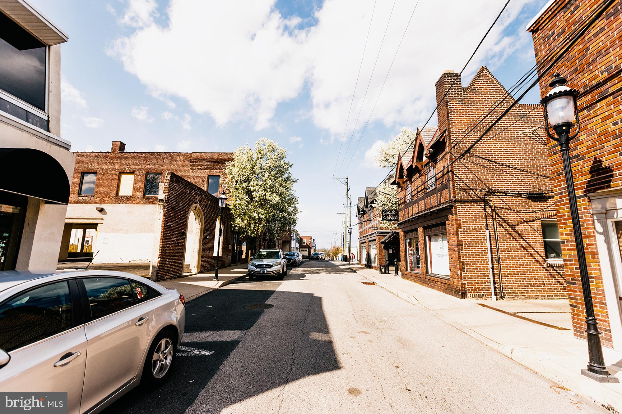 JENKINTOWN - Commercial Sale