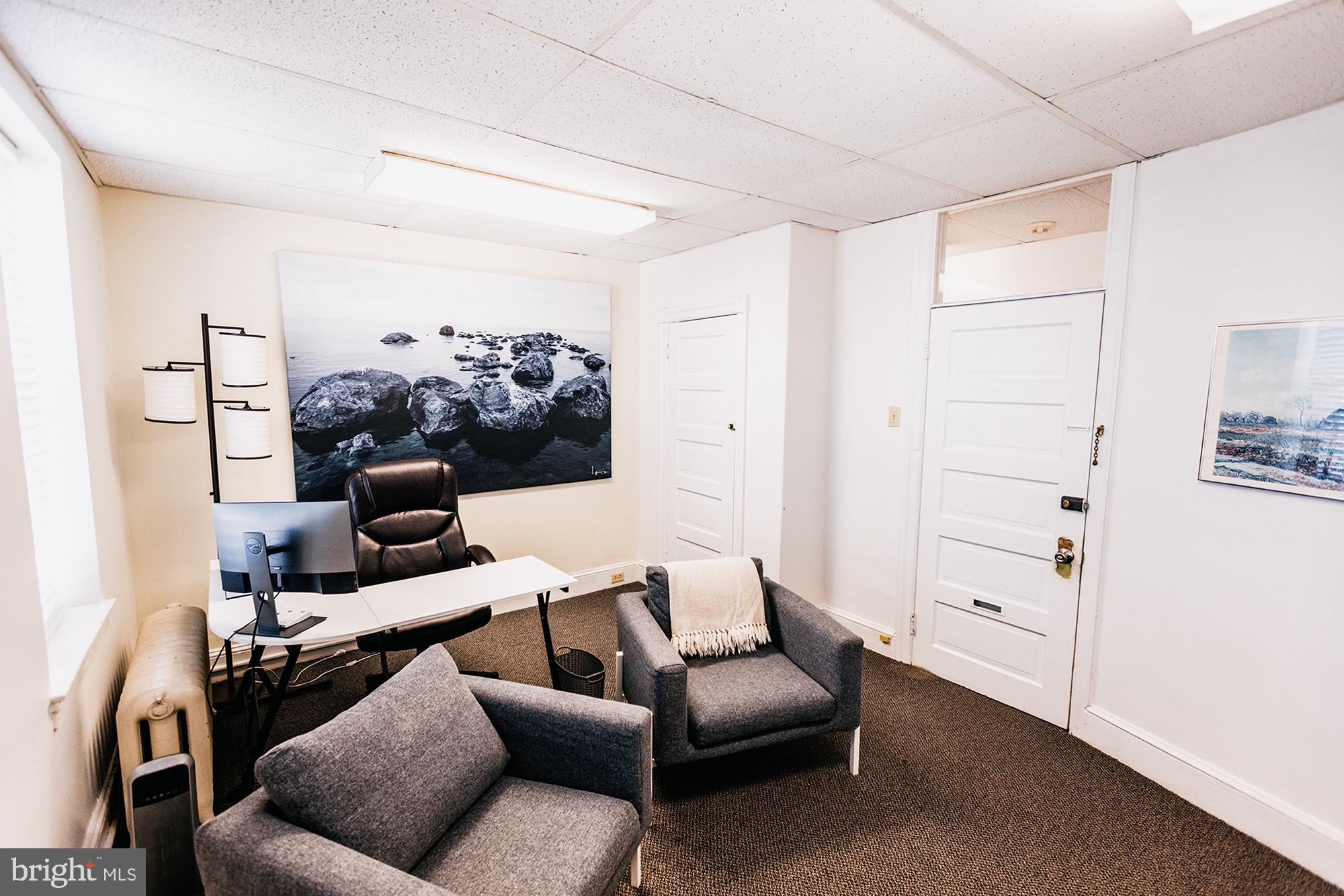 JENKINTOWN - Commercial Sale