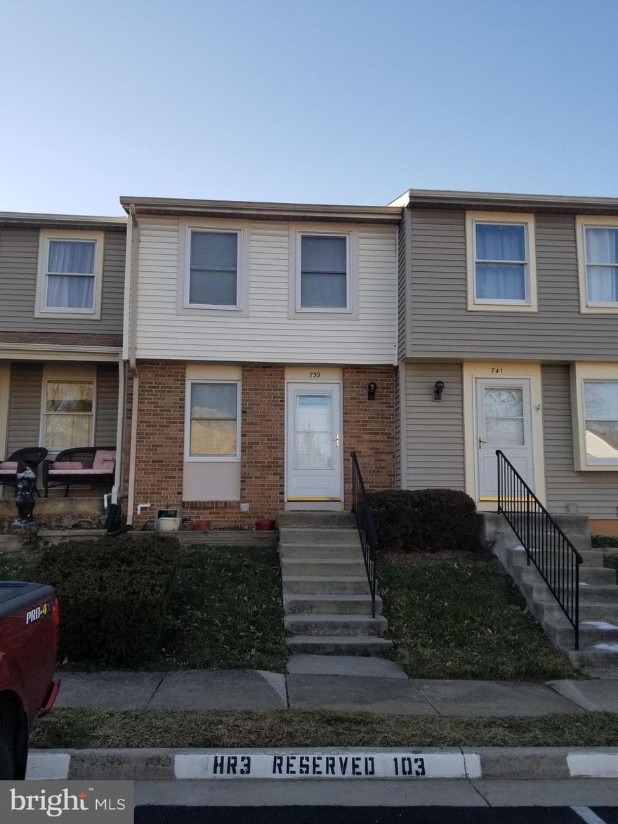 welcome to this 2 bedroom/2 full bath townhome in sought after Sugarland Run in Sterling!  Rent includes the condo dues and pool membership!   apply here:  https://apply.link/3bCz444; application fee:  $50