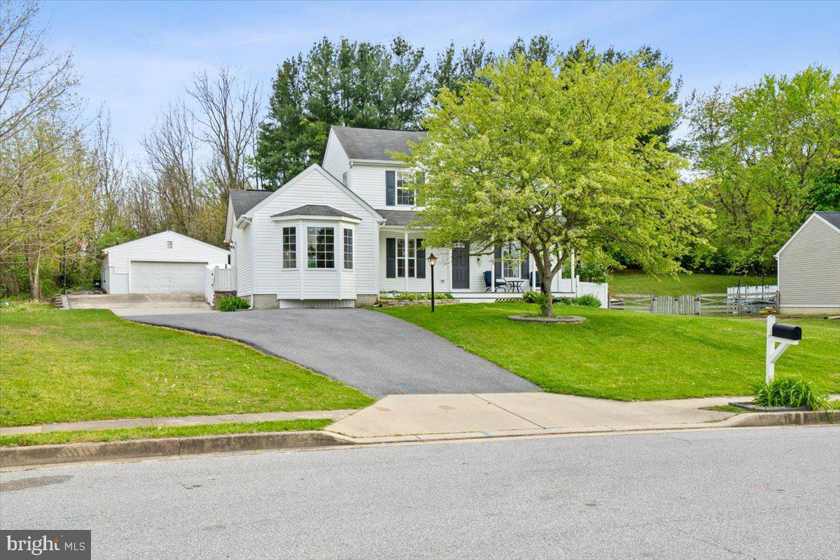 ATLEE RIDGE - Residential