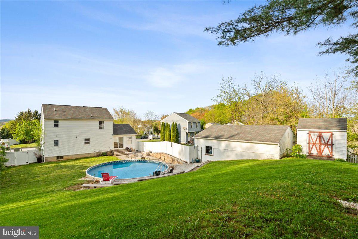 ATLEE RIDGE - Residential