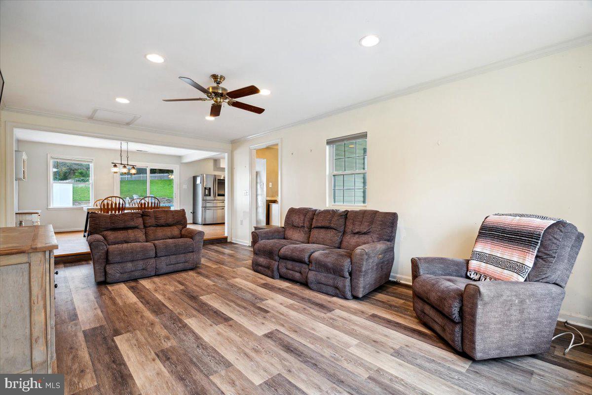 ATLEE RIDGE - Residential