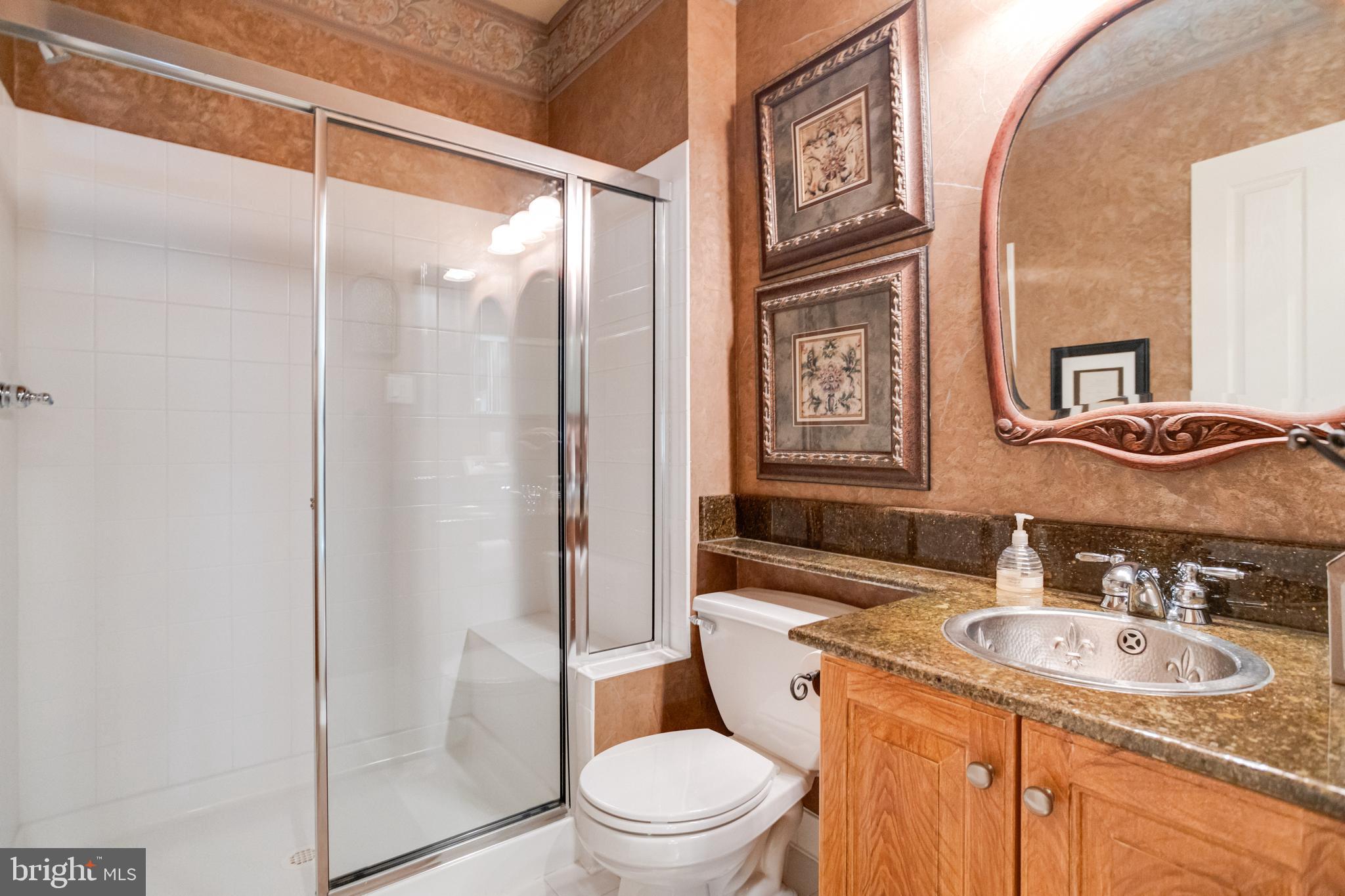 RIVERWALK - Residential