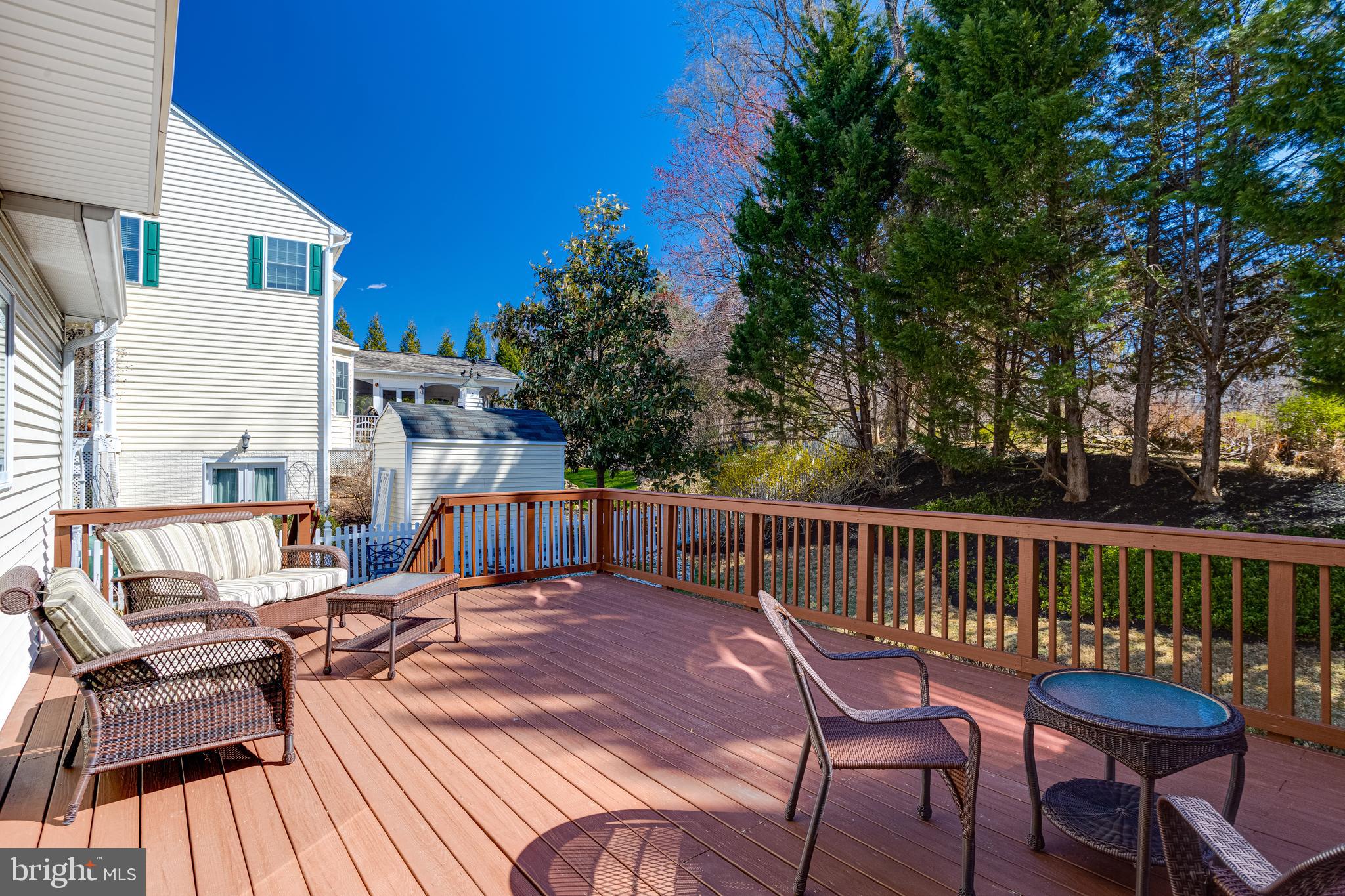 RIVERWALK - Residential