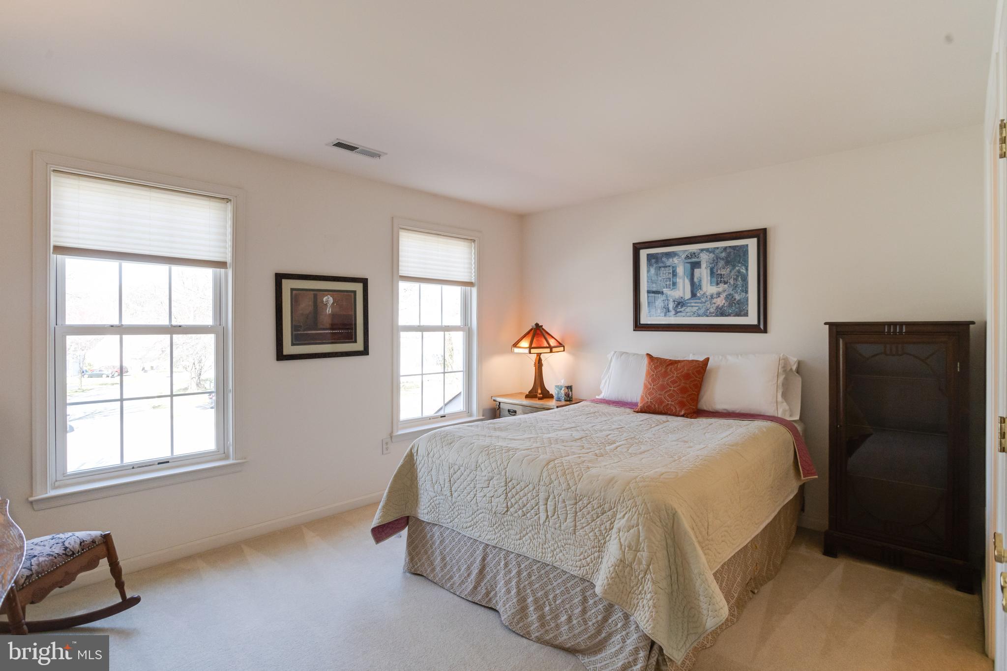 RIVERWALK - Residential