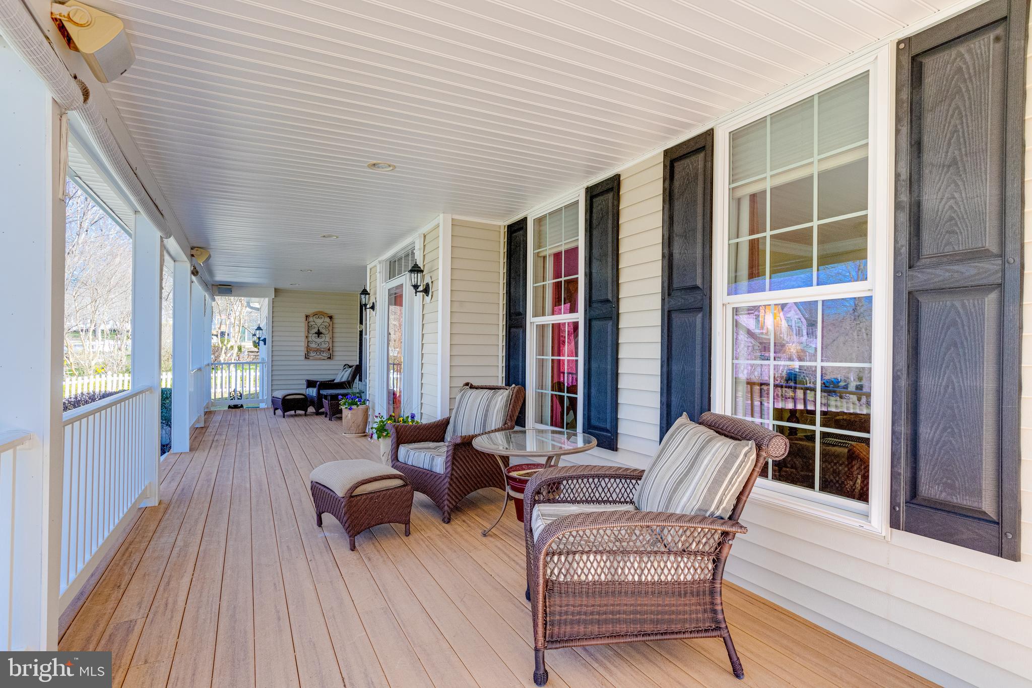 RIVERWALK - Residential