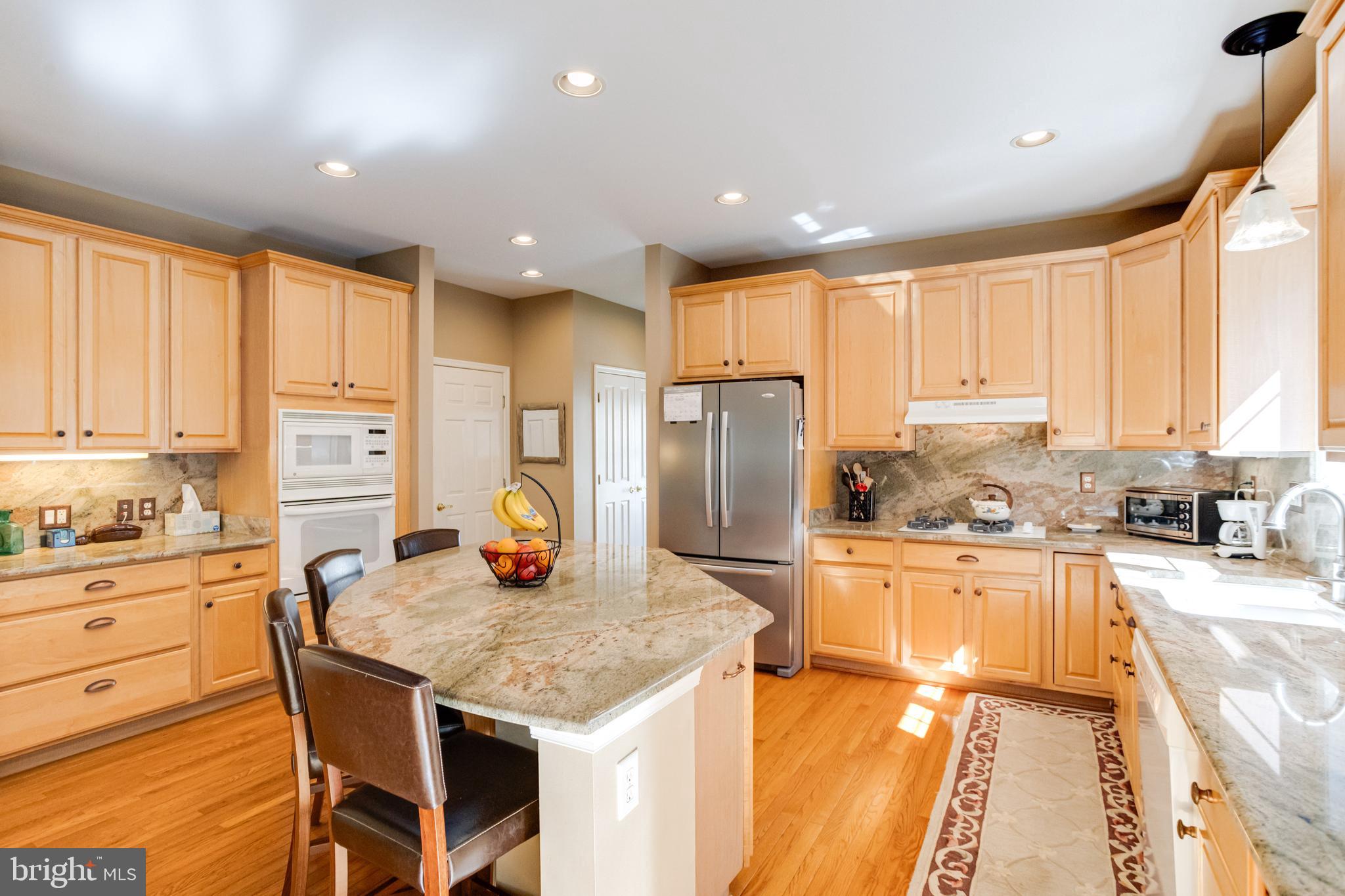 RIVERWALK - Residential