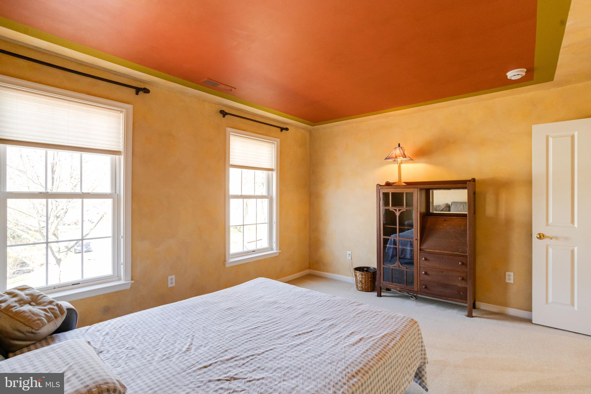 RIVERWALK - Residential