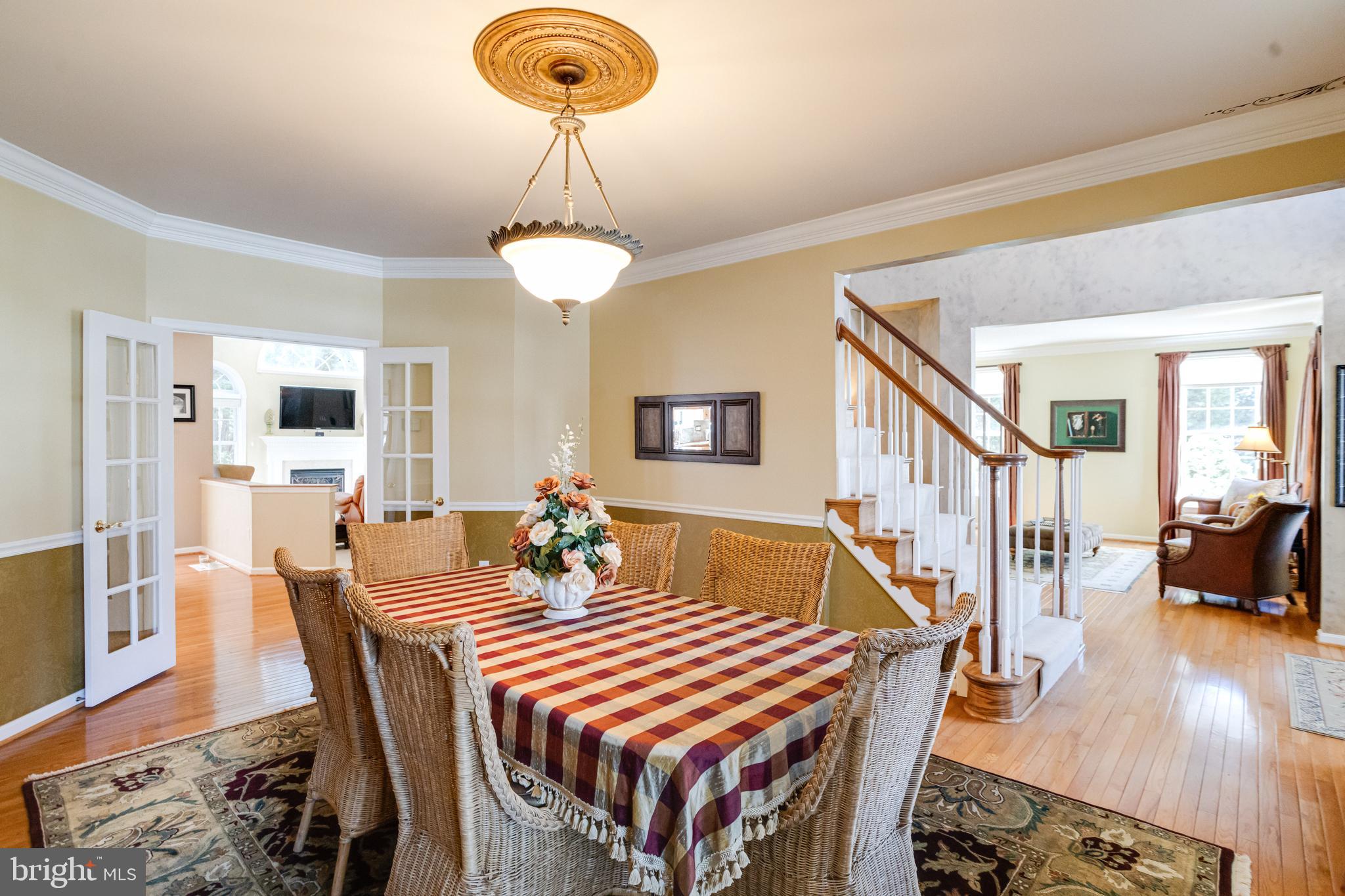 RIVERWALK - Residential