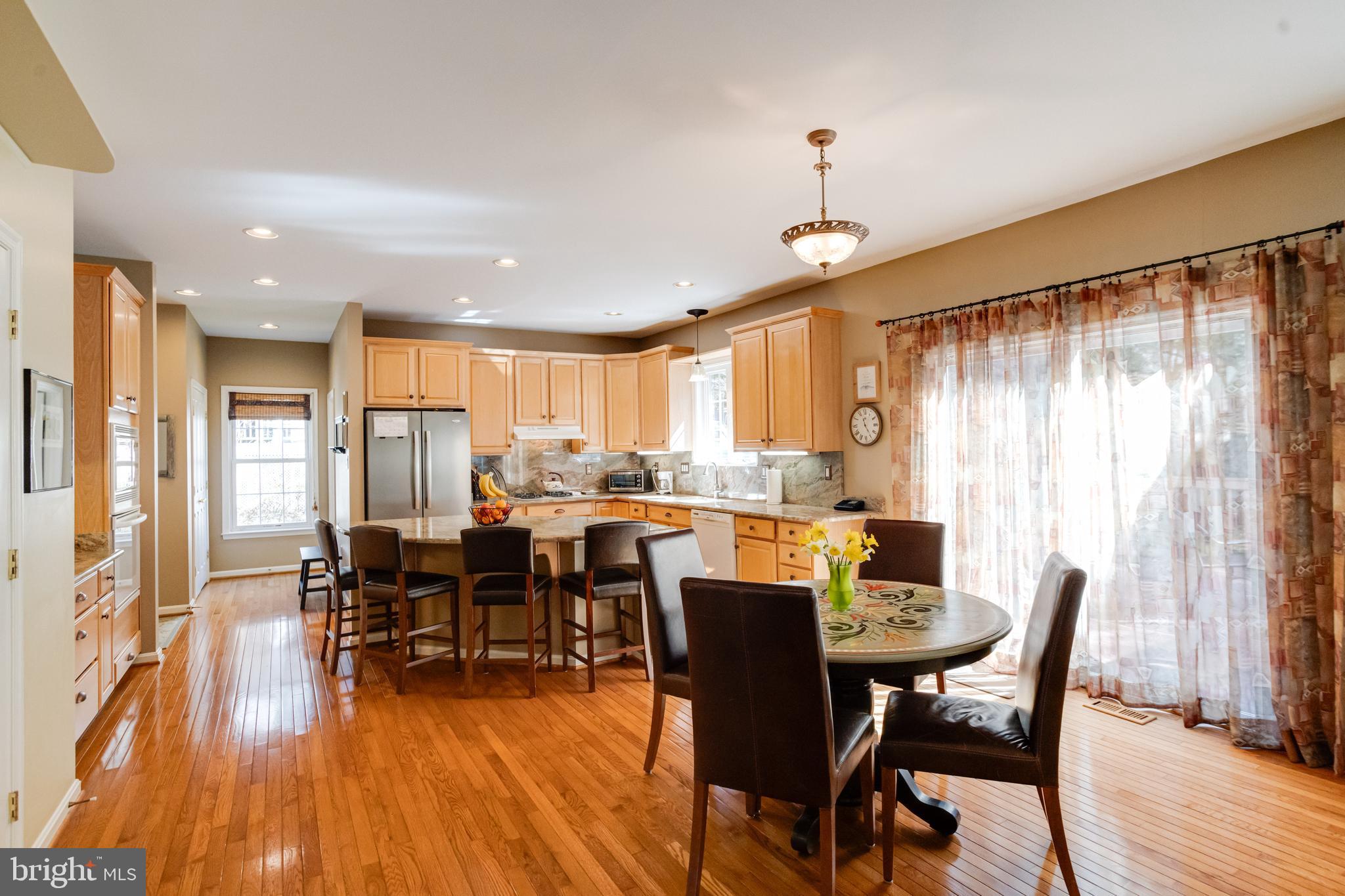 RIVERWALK - Residential