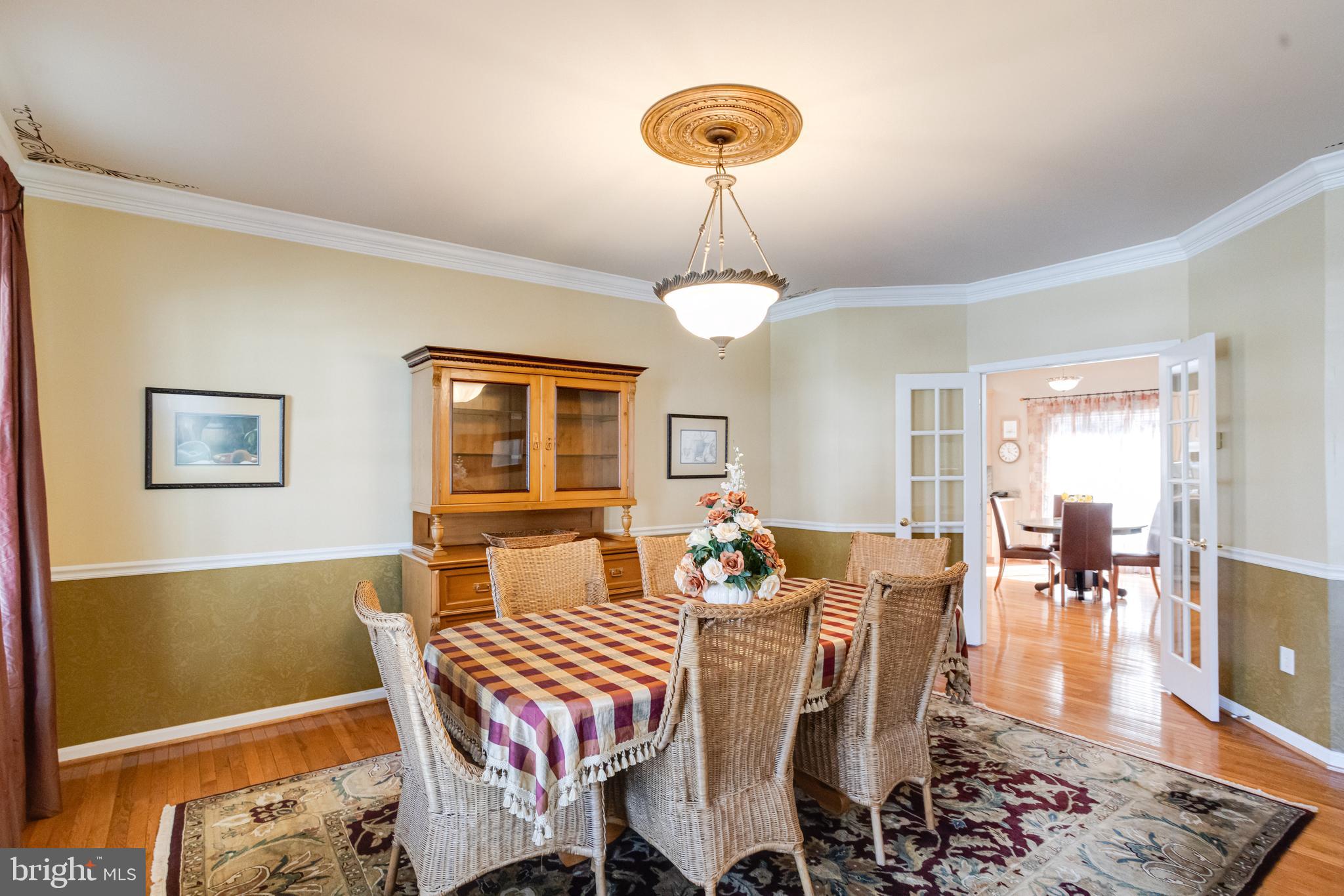 RIVERWALK - Residential