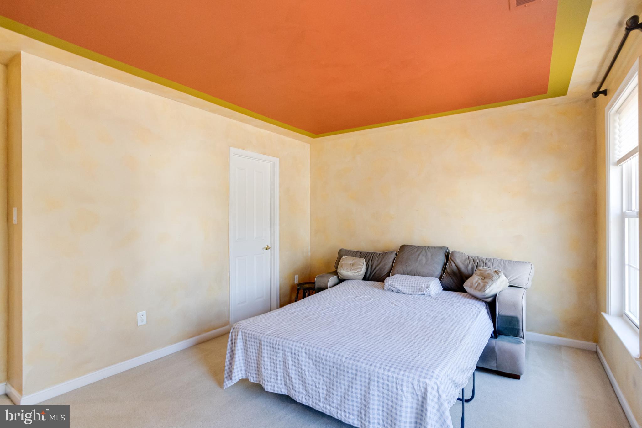 RIVERWALK - Residential