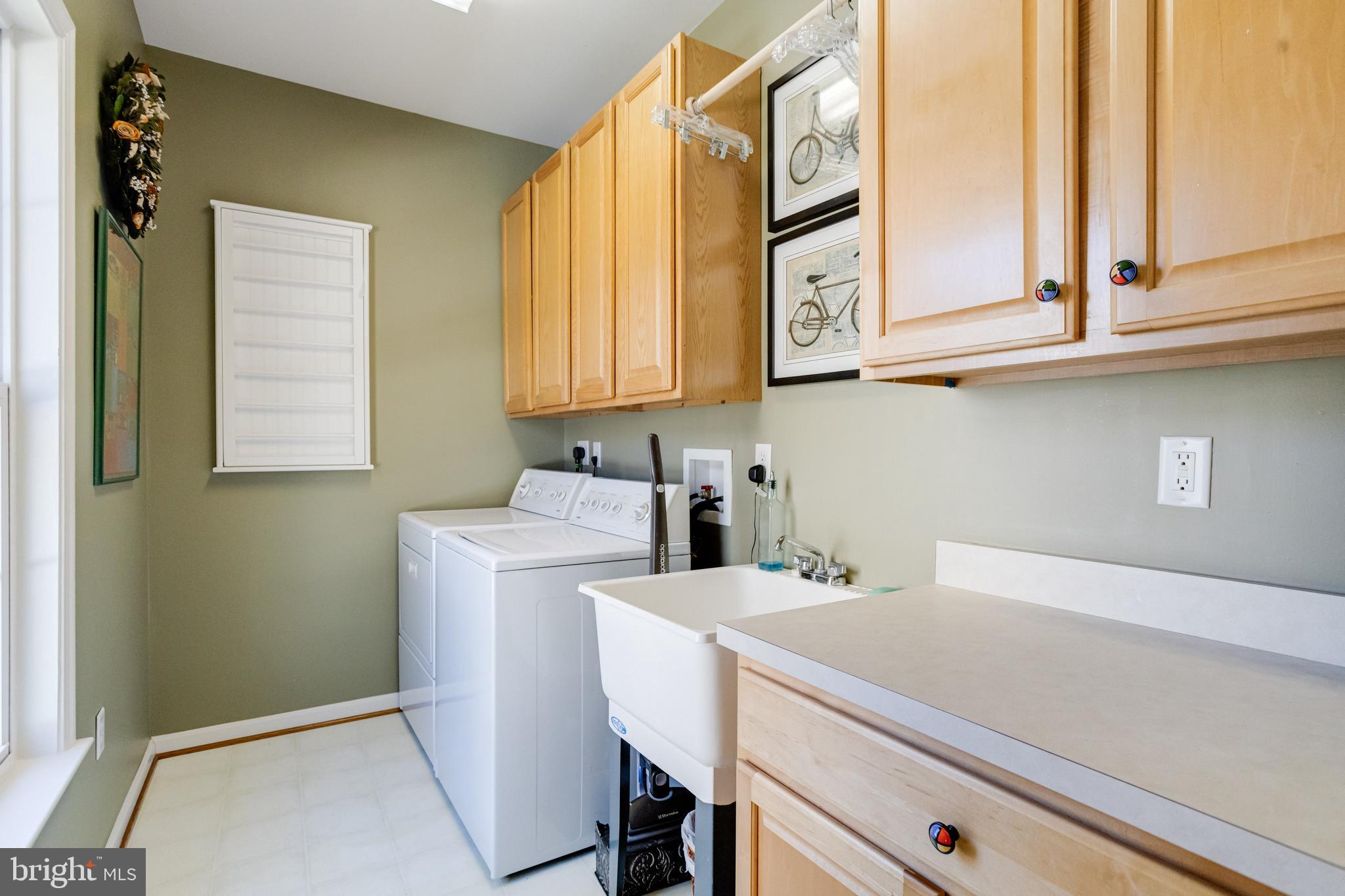 RIVERWALK - Residential