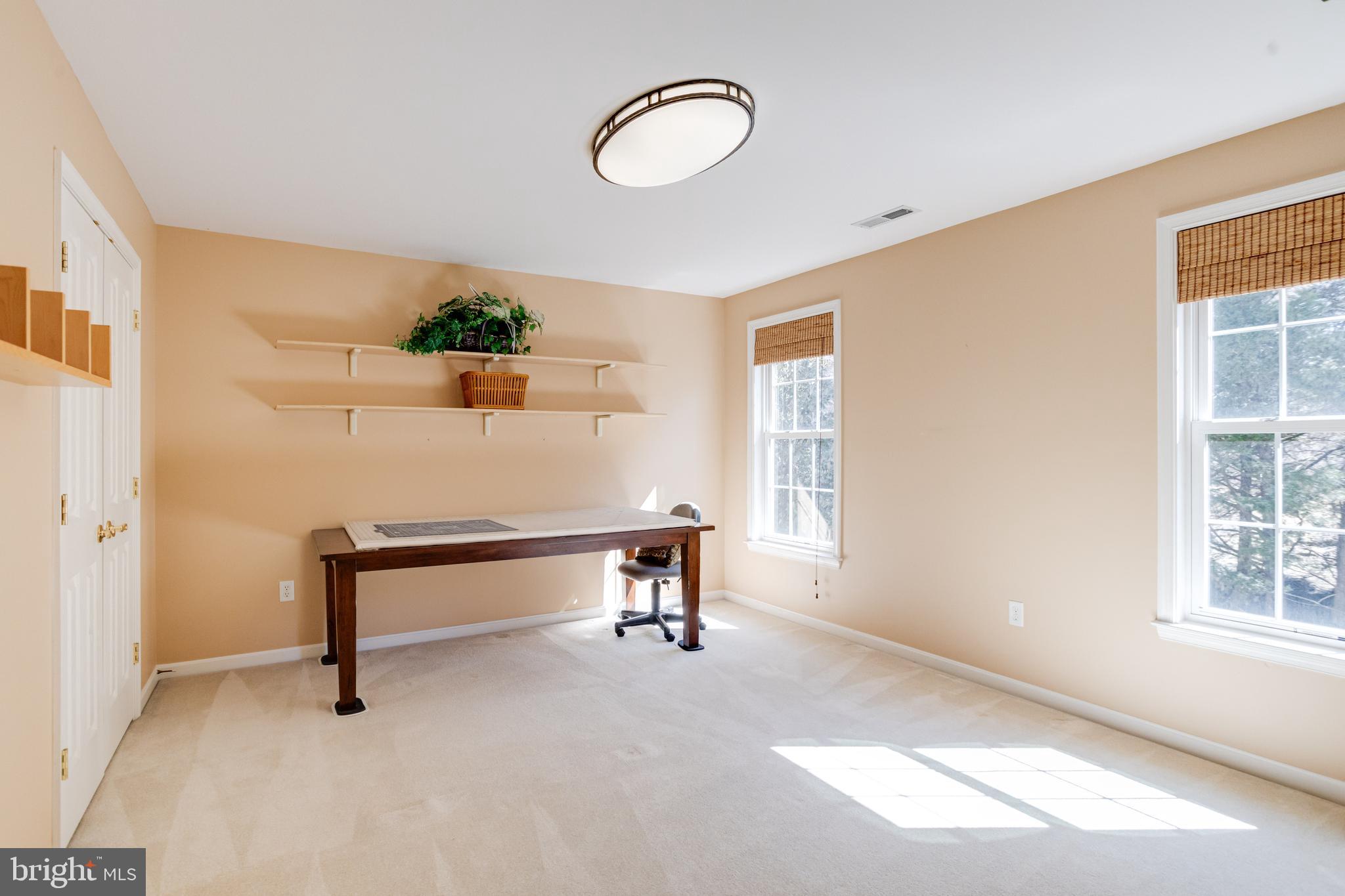 RIVERWALK - Residential