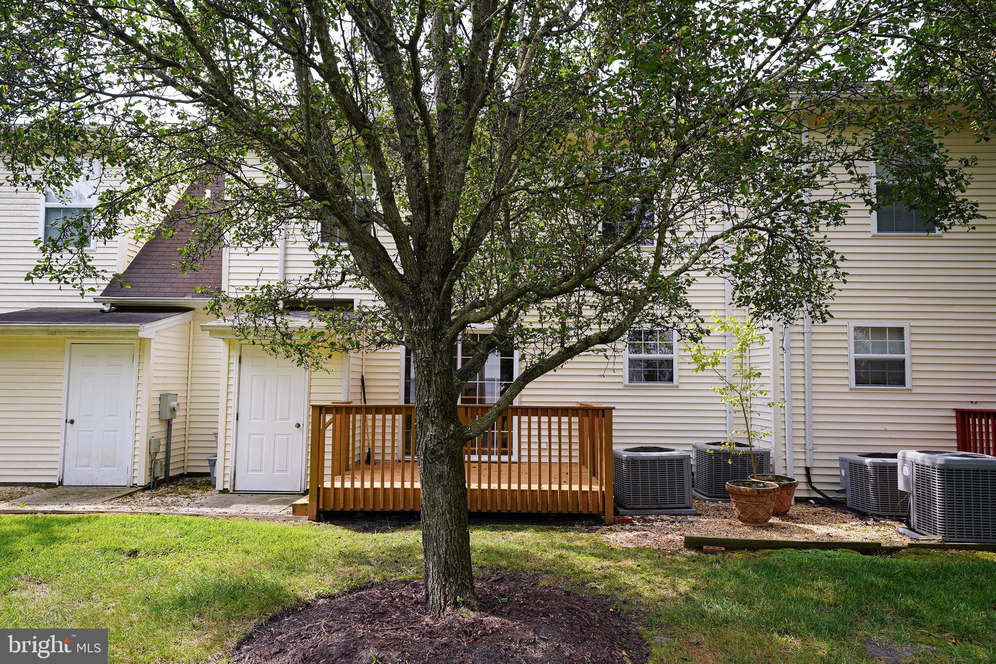 STONE GATE - Residential Lease