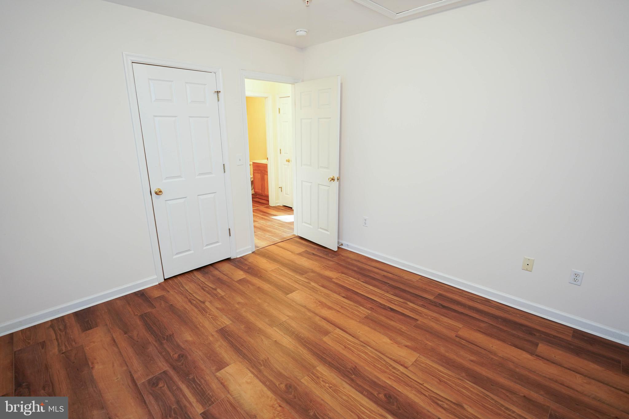 STONE GATE - Residential Lease