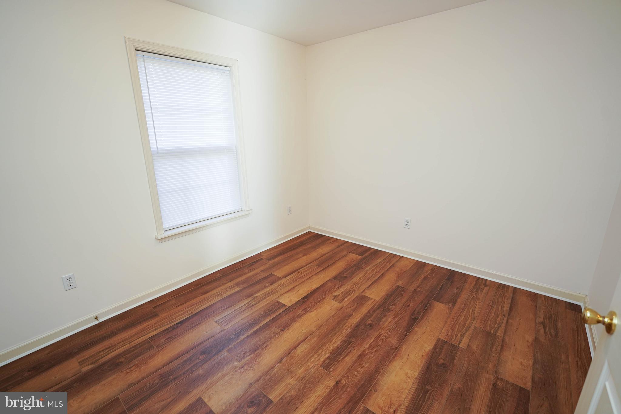 STONE GATE - Residential Lease