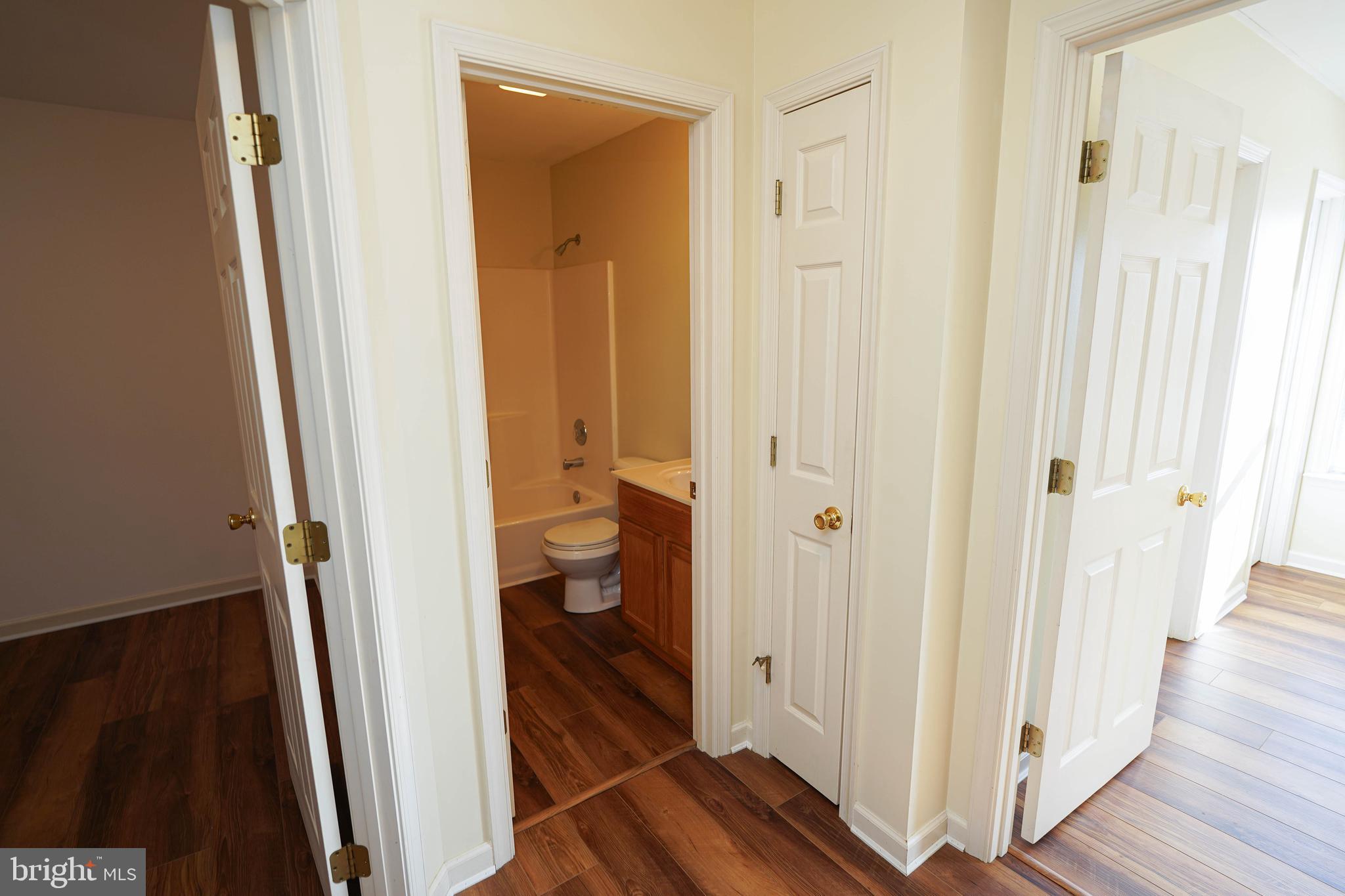 STONE GATE - Residential Lease