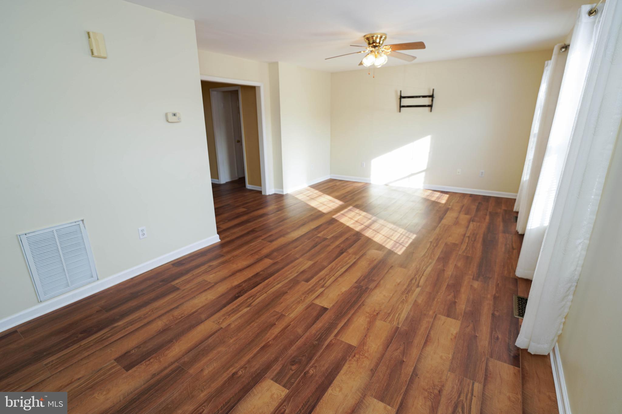 STONE GATE - Residential Lease