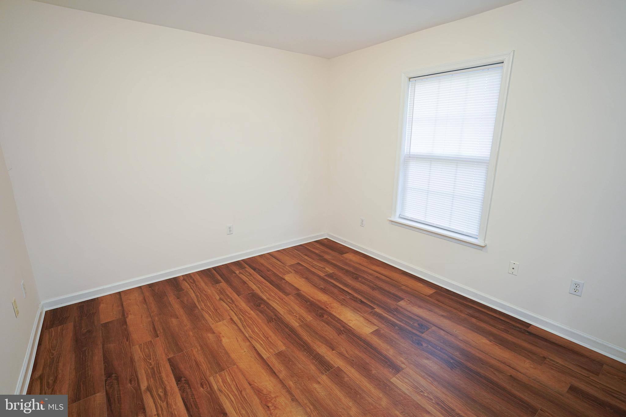 STONE GATE - Residential Lease