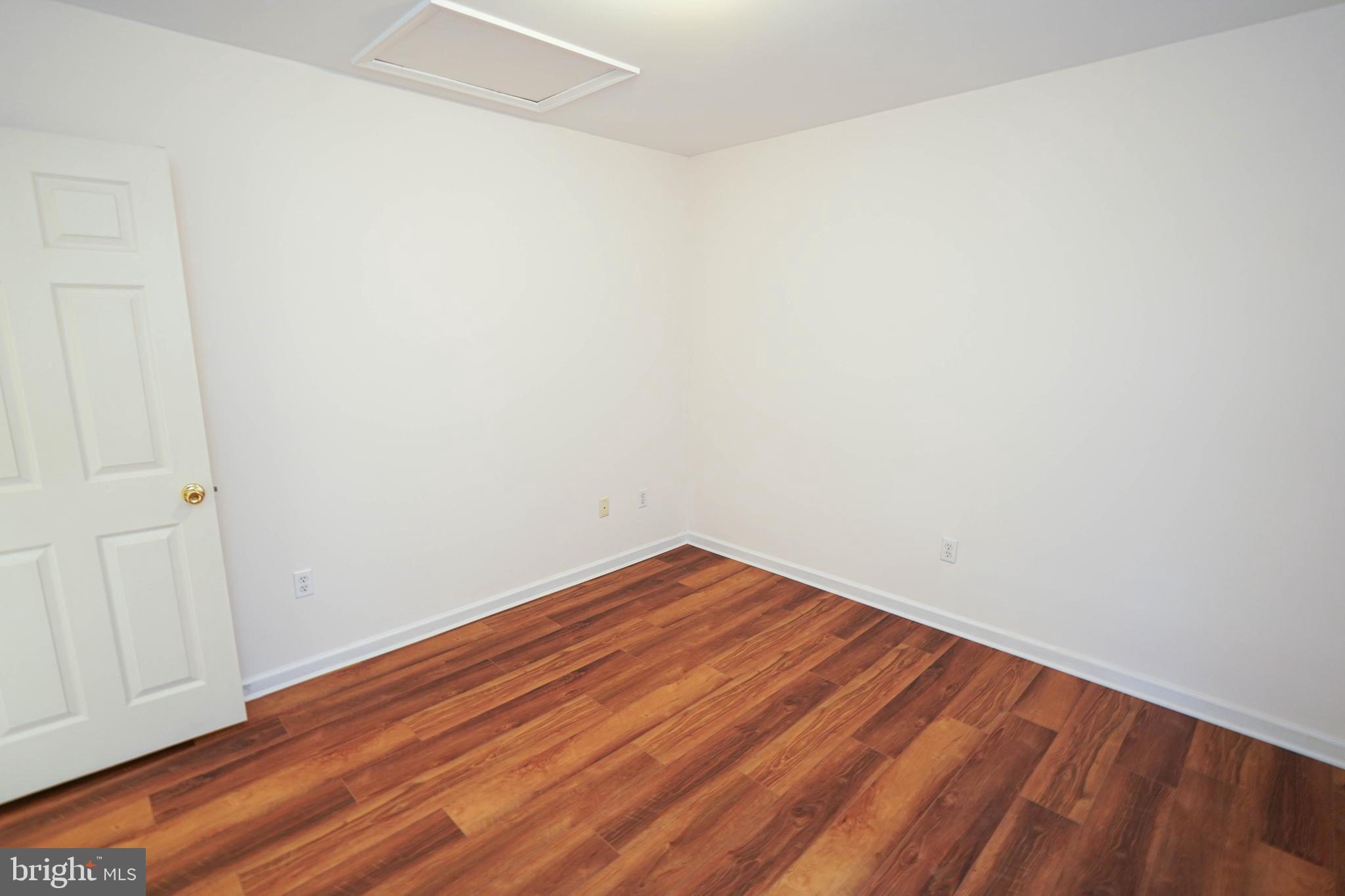 STONE GATE - Residential Lease