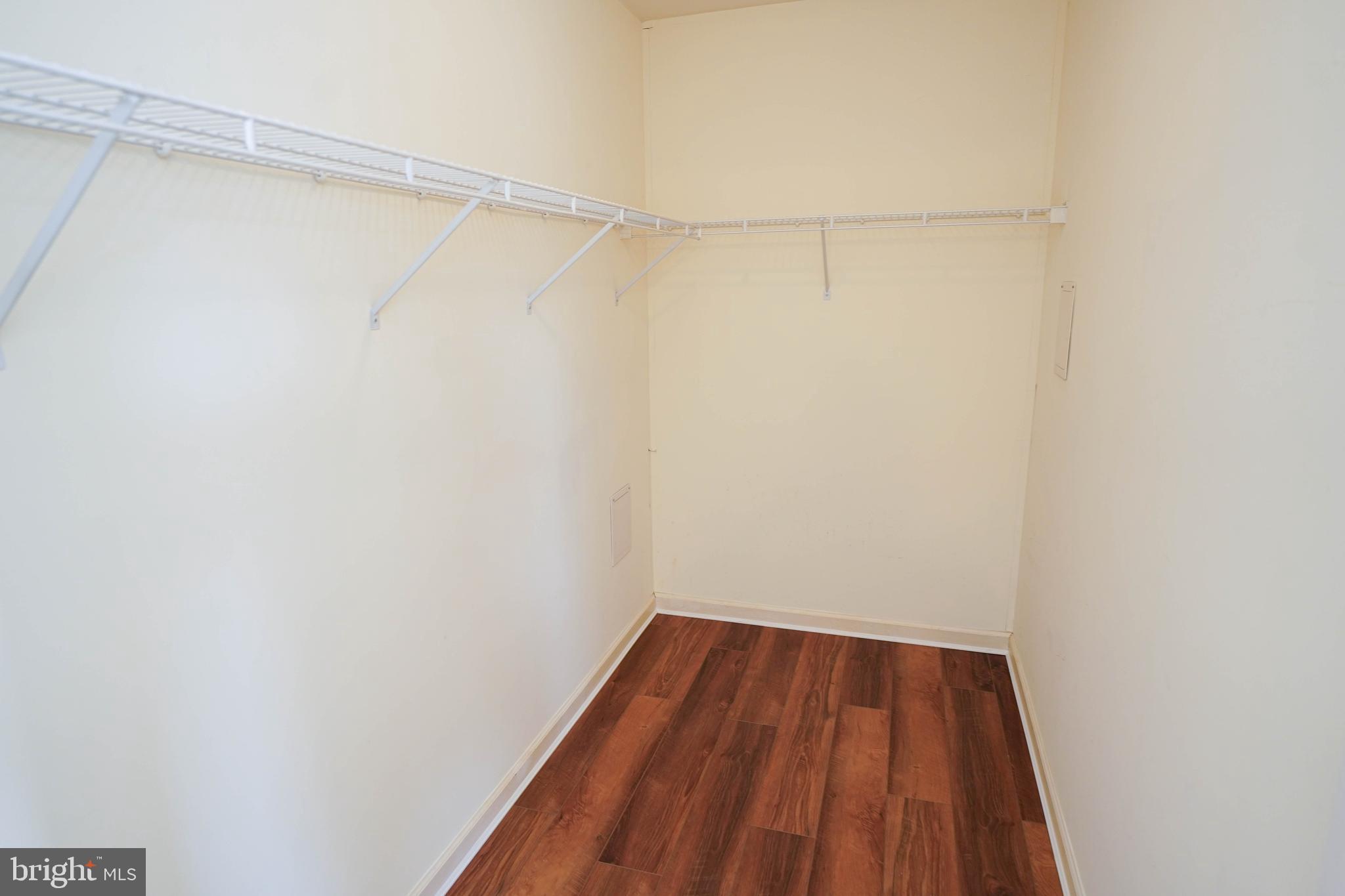 STONE GATE - Residential Lease