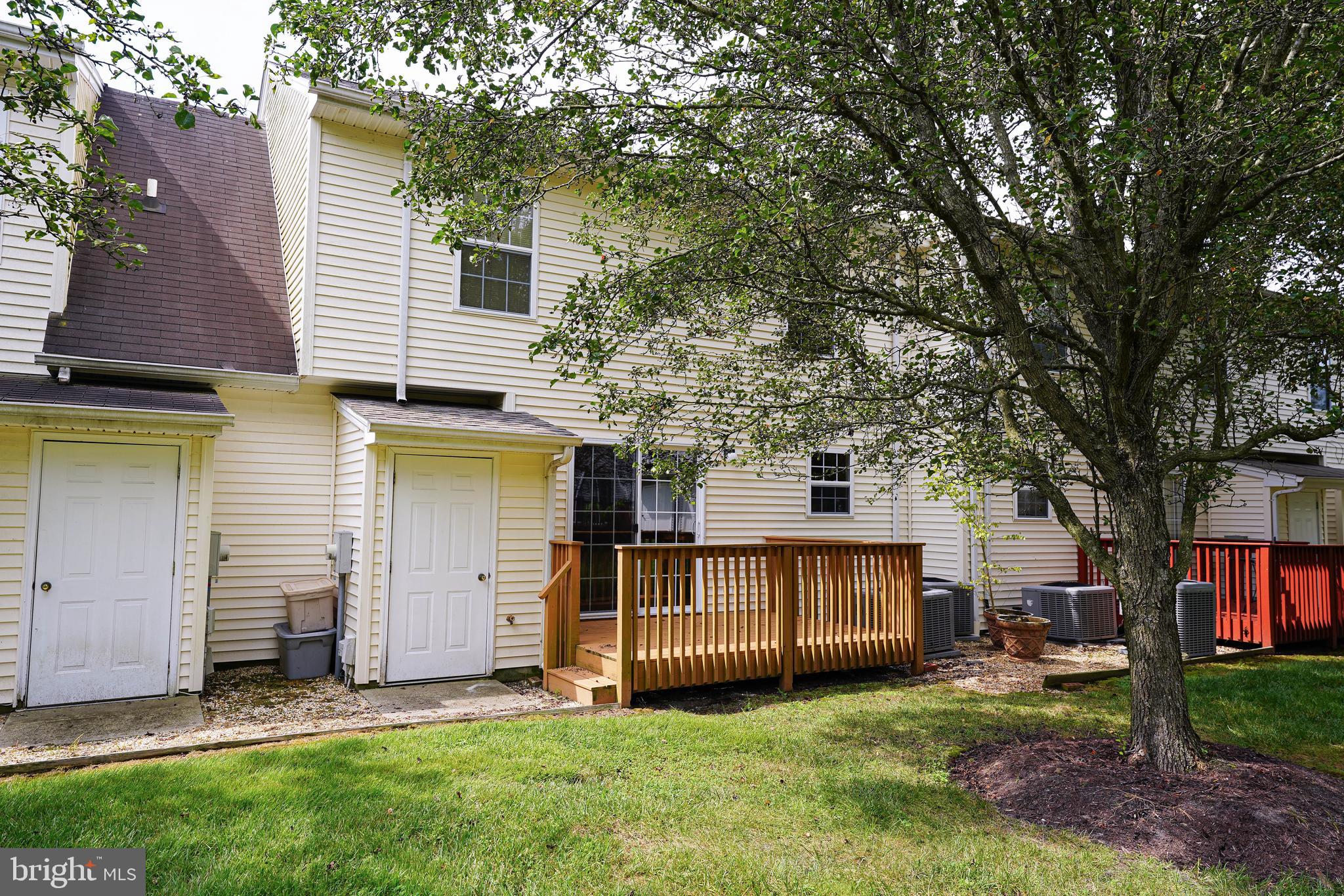 STONE GATE - Residential Lease