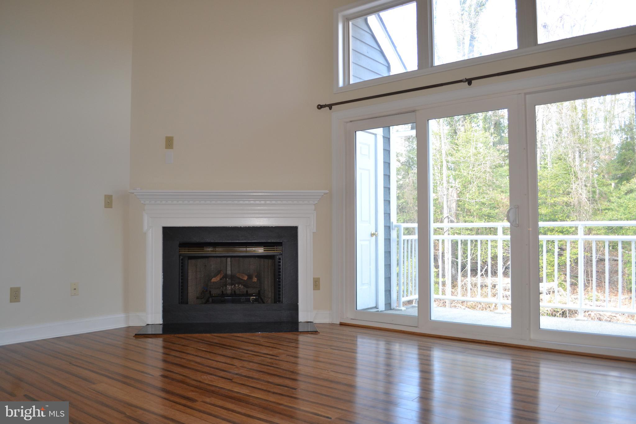 OAKLAND HILLS - Residential Lease