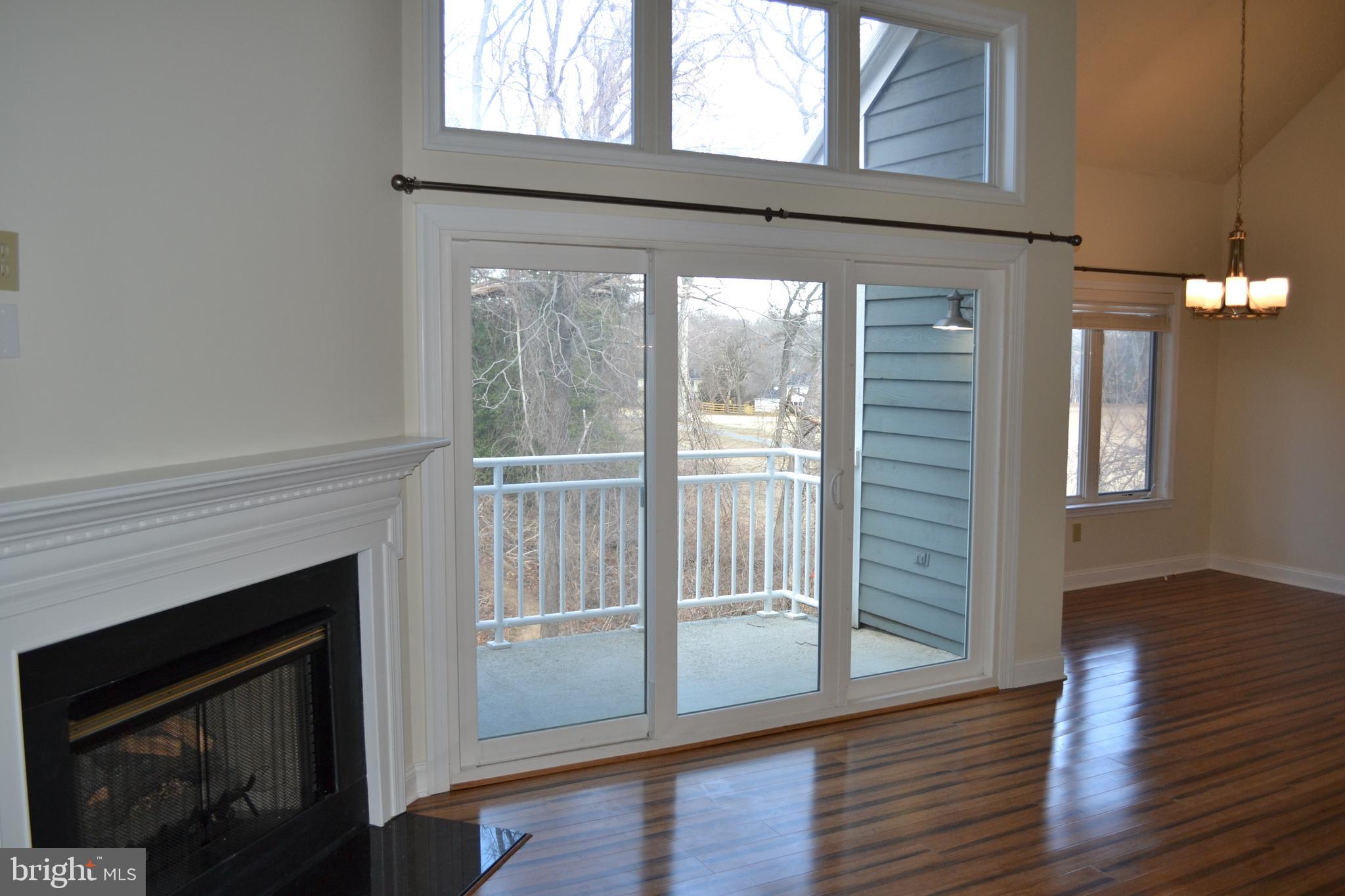 OAKLAND HILLS - Residential Lease