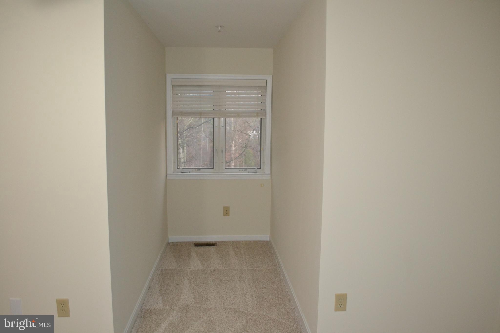 OAKLAND HILLS - Residential Lease