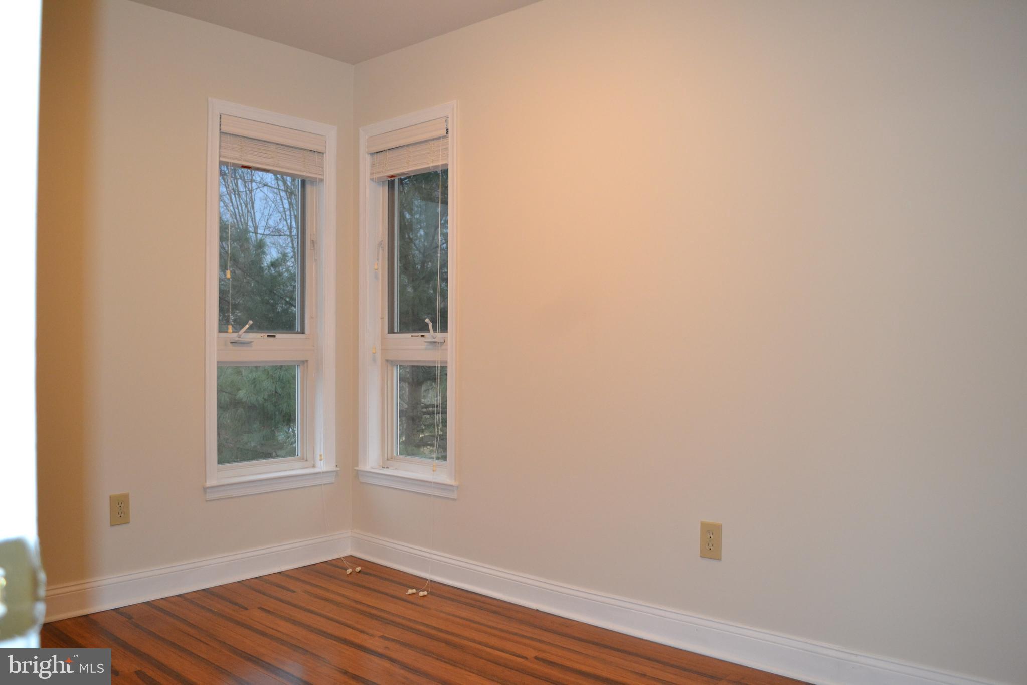 OAKLAND HILLS - Residential Lease