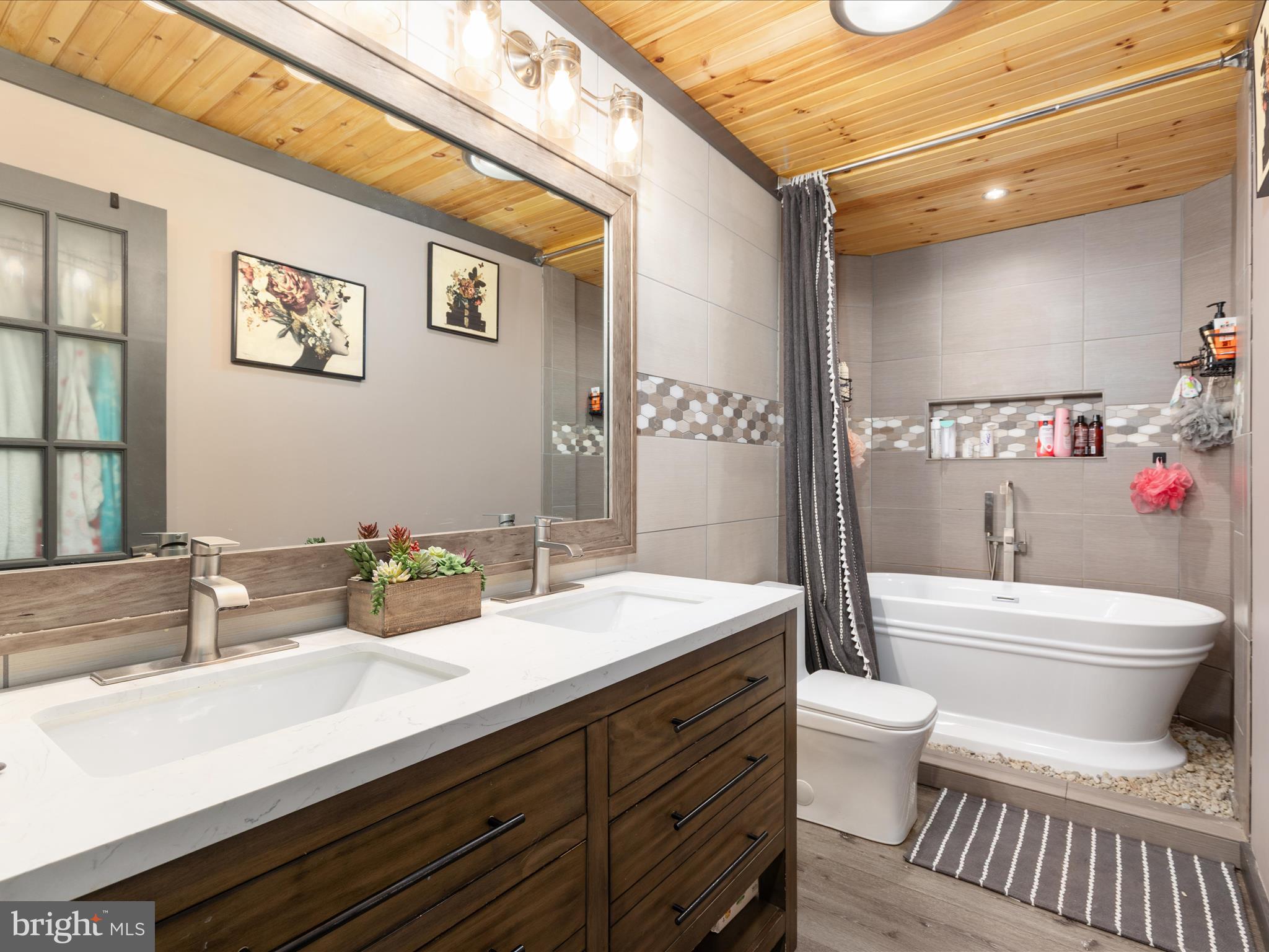 FLORENCE MILLER - Residential