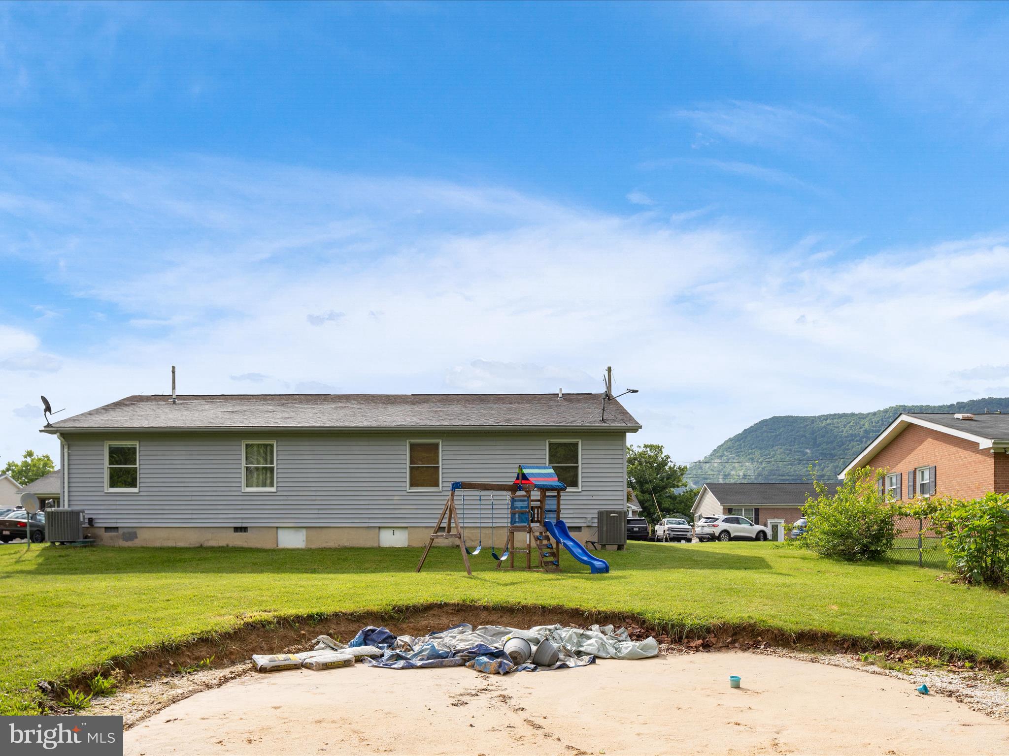 FLORENCE MILLER - Residential