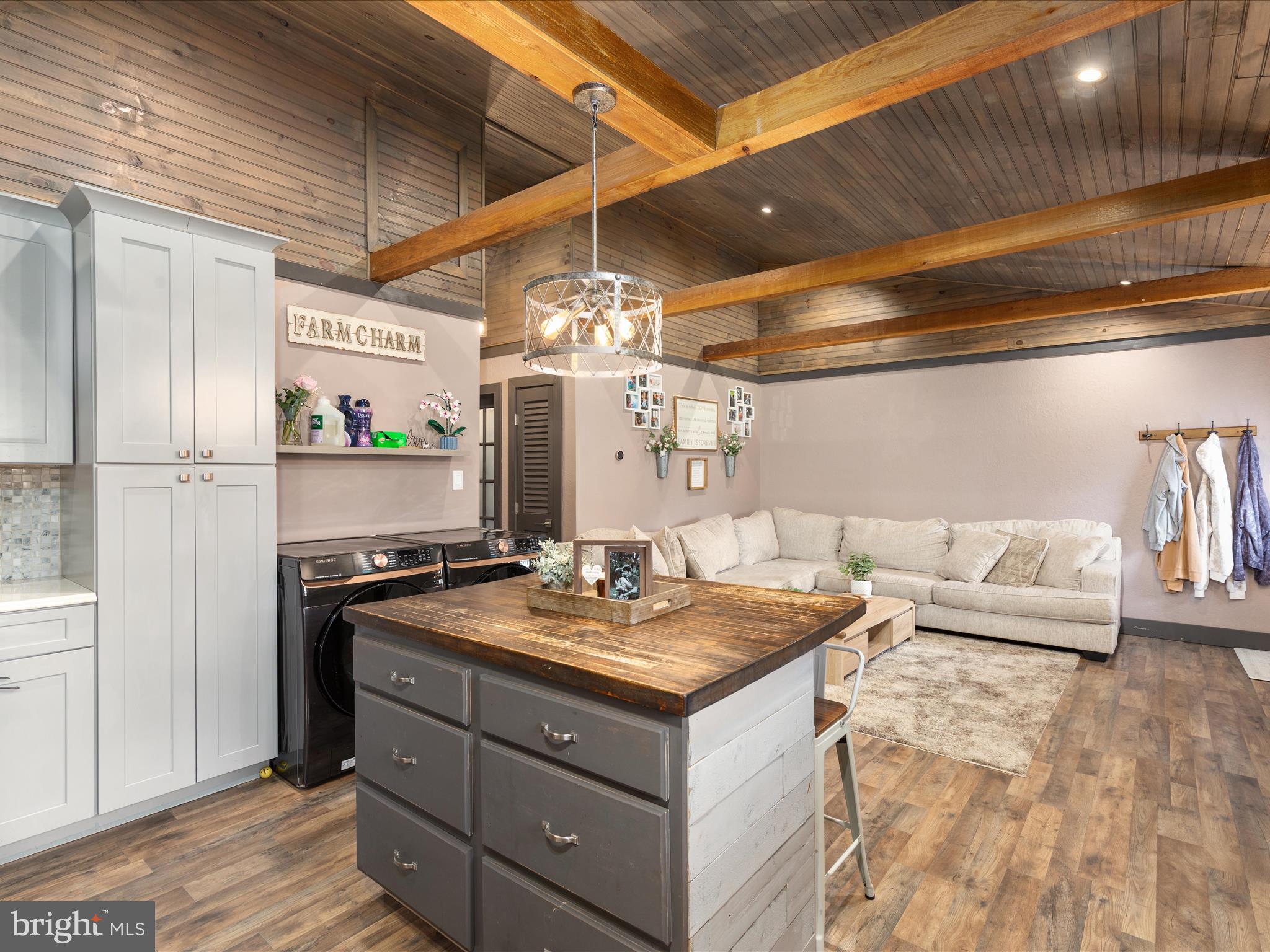 FLORENCE MILLER - Residential