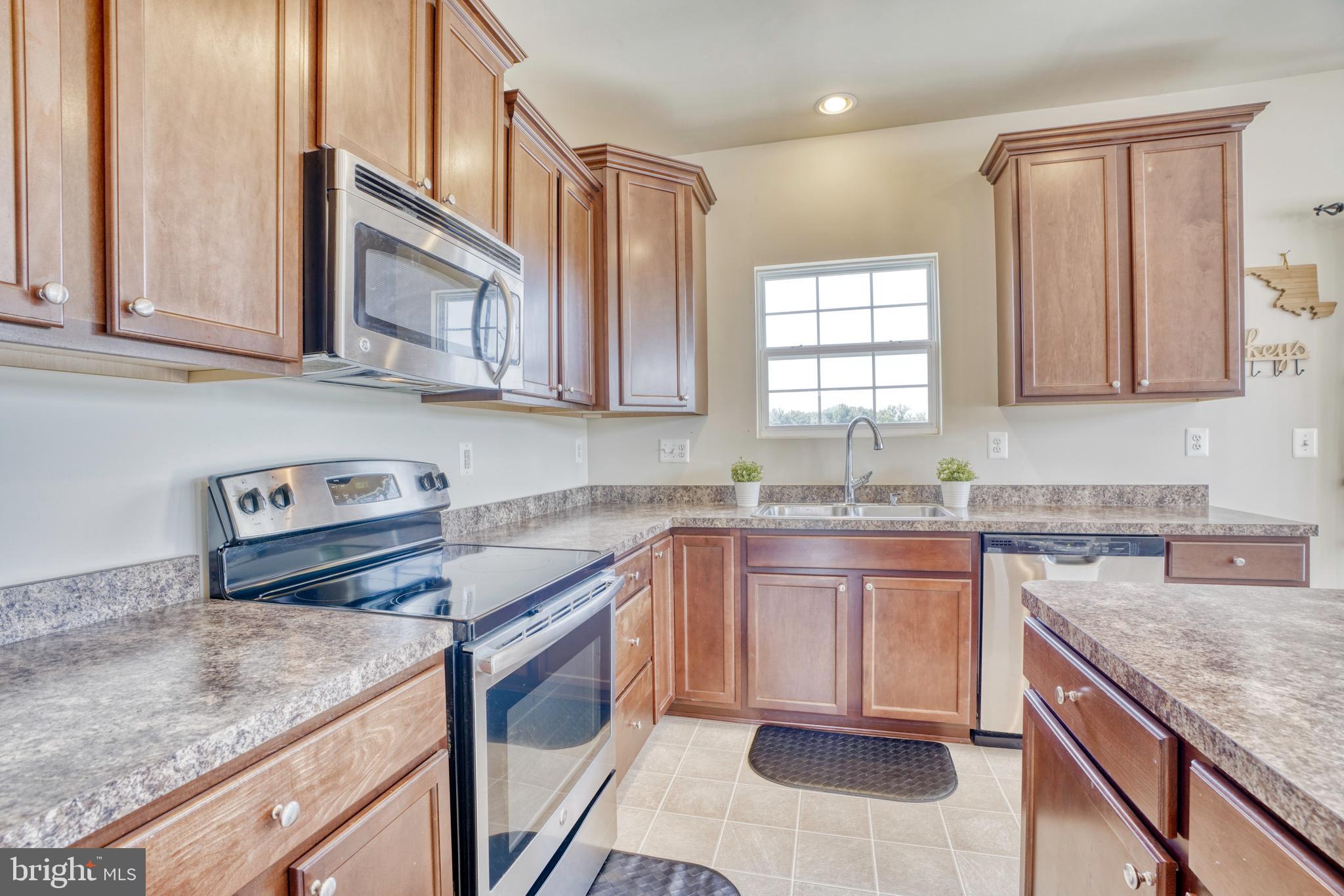 MAGNOLIA LANDING - Residential