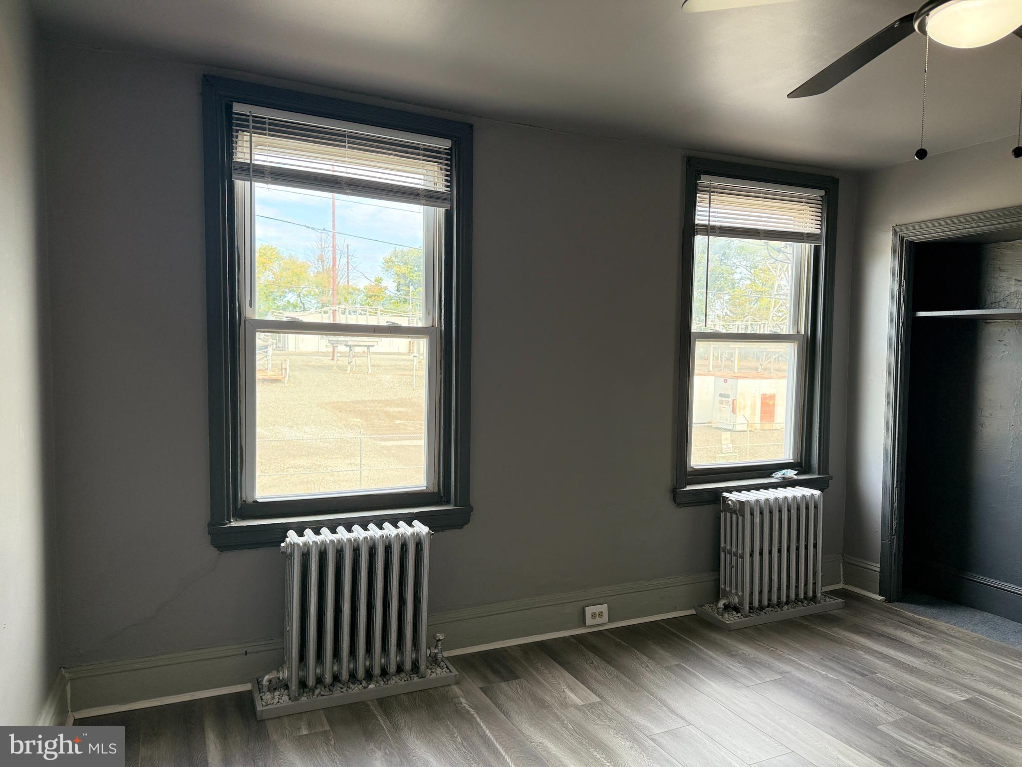 MANTUA - Residential Lease