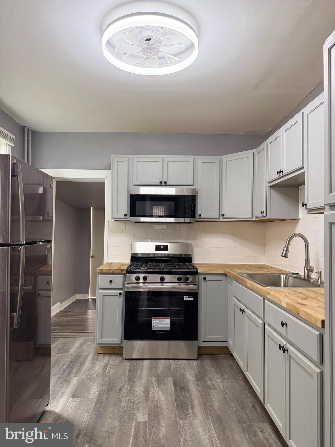 MANTUA - Residential Lease