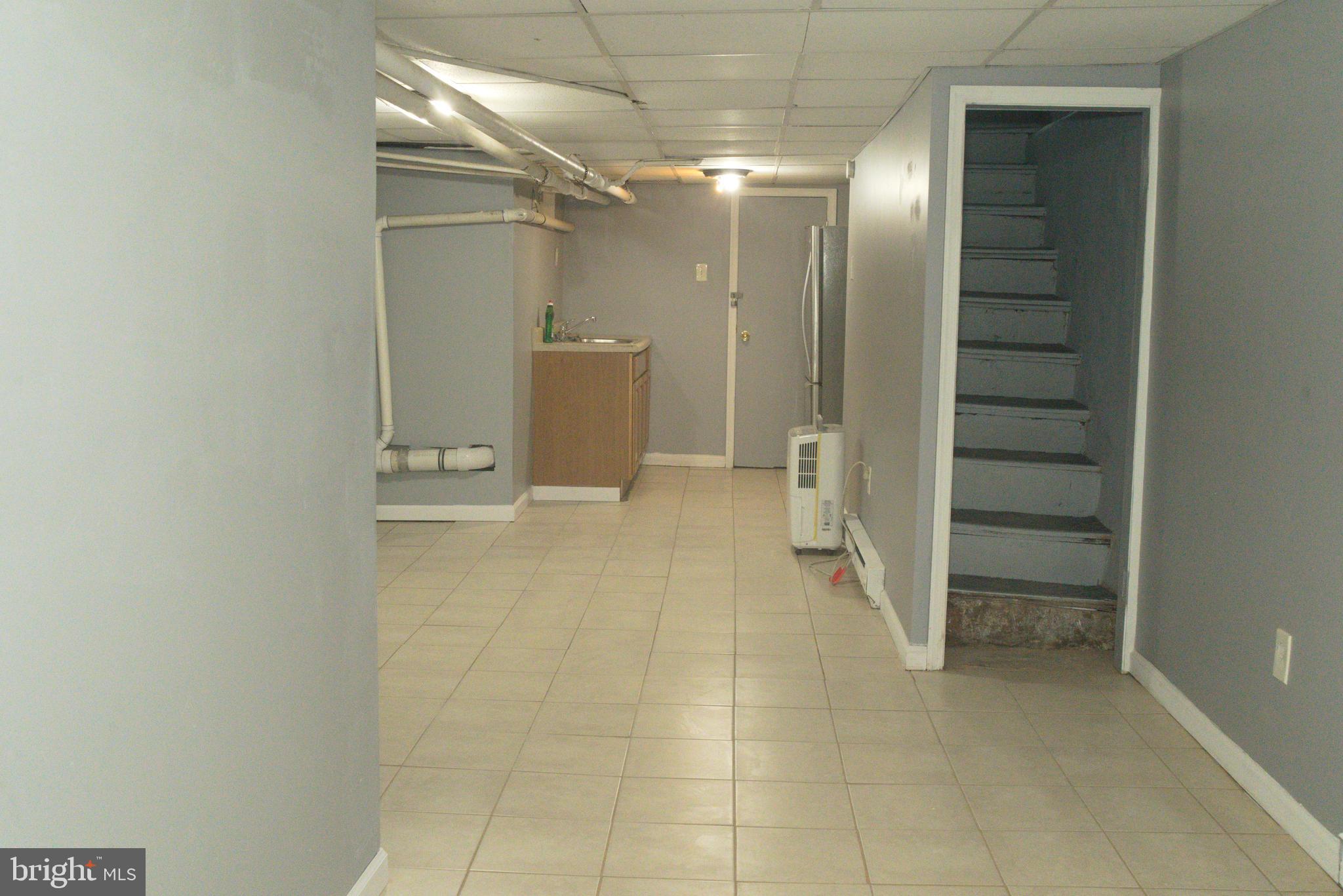 MANTUA - Residential Lease