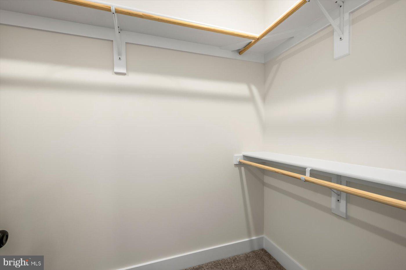 HUNTINGTON HILLS - Residential Lease