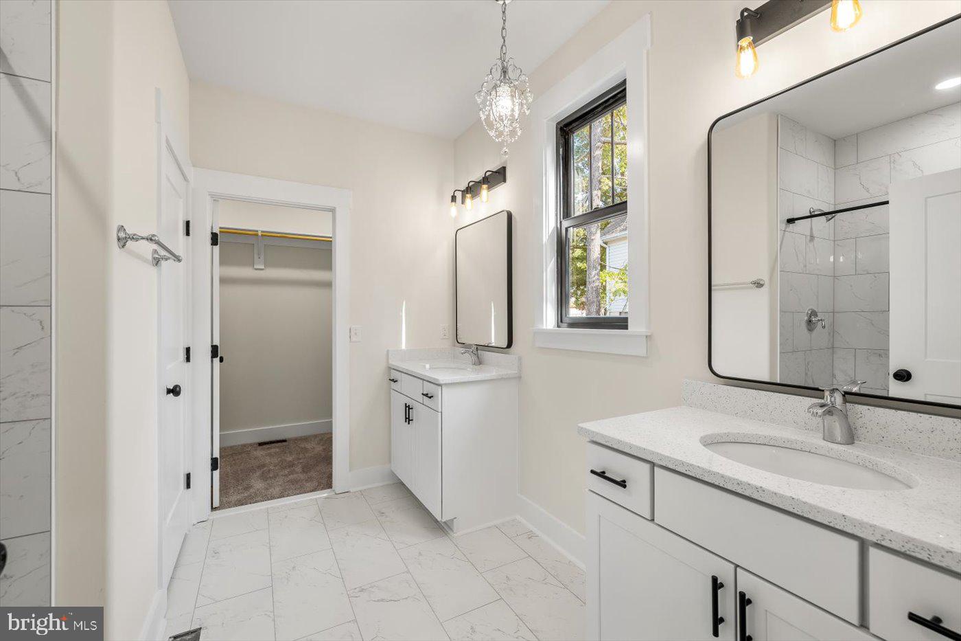 HUNTINGTON HILLS - Residential Lease