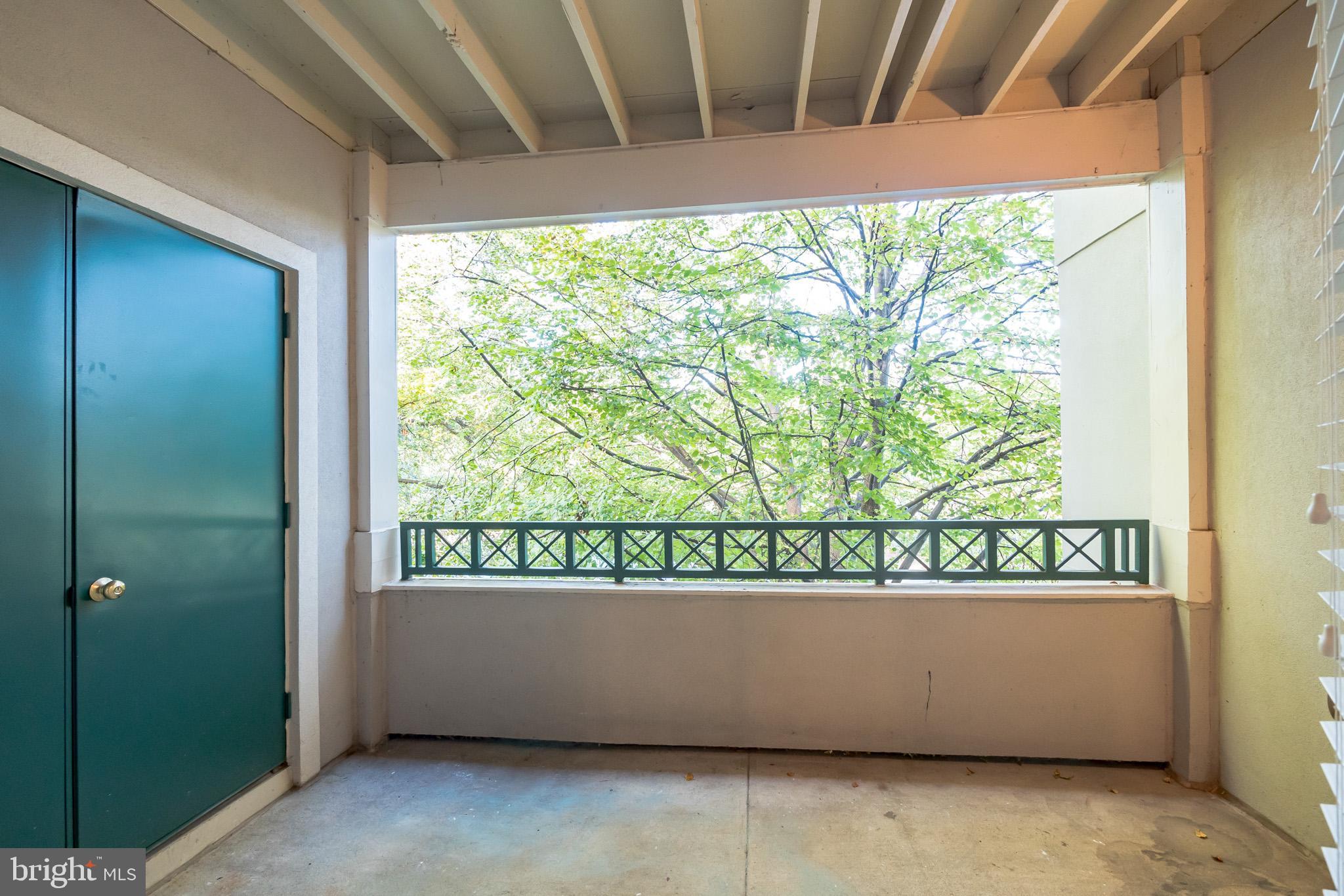 OAK PARK CONDO - Residential