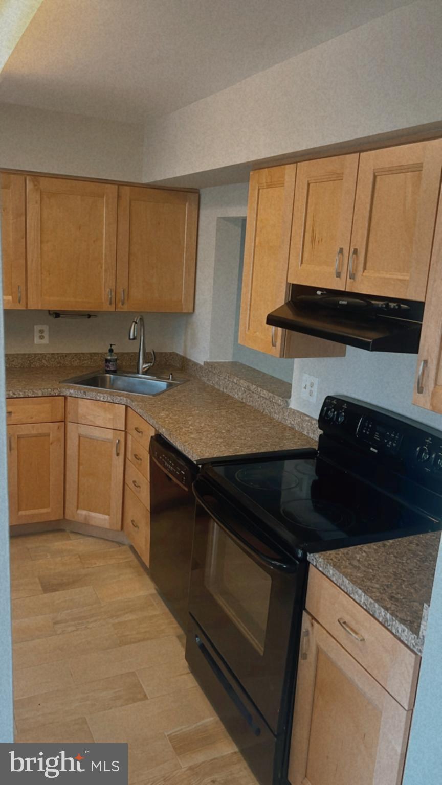 PROVIDENCE VILLAGE - Residential Lease